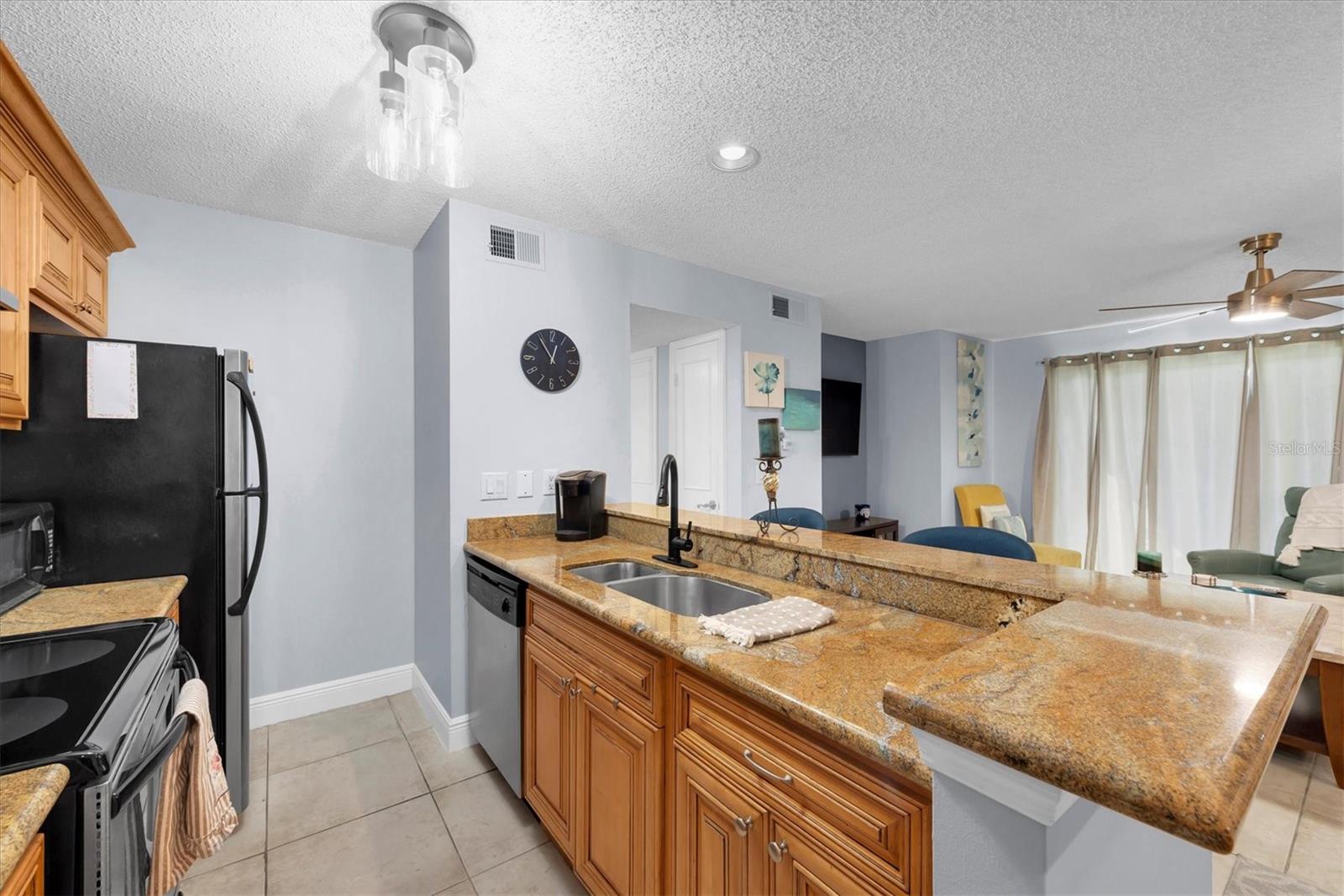 10122 WINSFORD OAK BLVD #403, TAMPA, FL, 33624