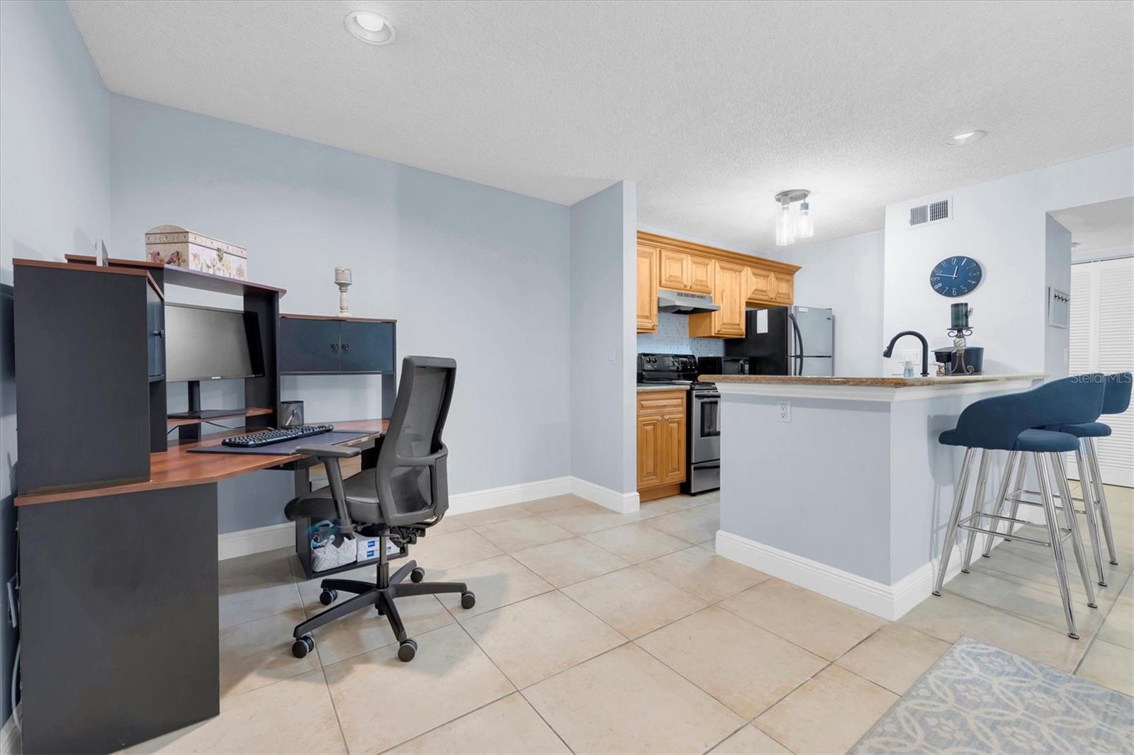 10122 WINSFORD OAK BLVD #403, TAMPA, FL, 33624