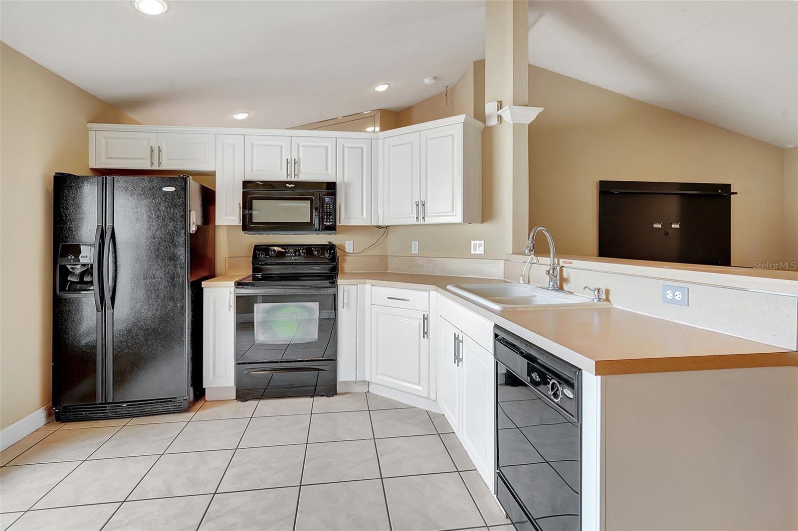 2545 SUNNILAND BLVD, LEHIGH ACRES, FL, 33971