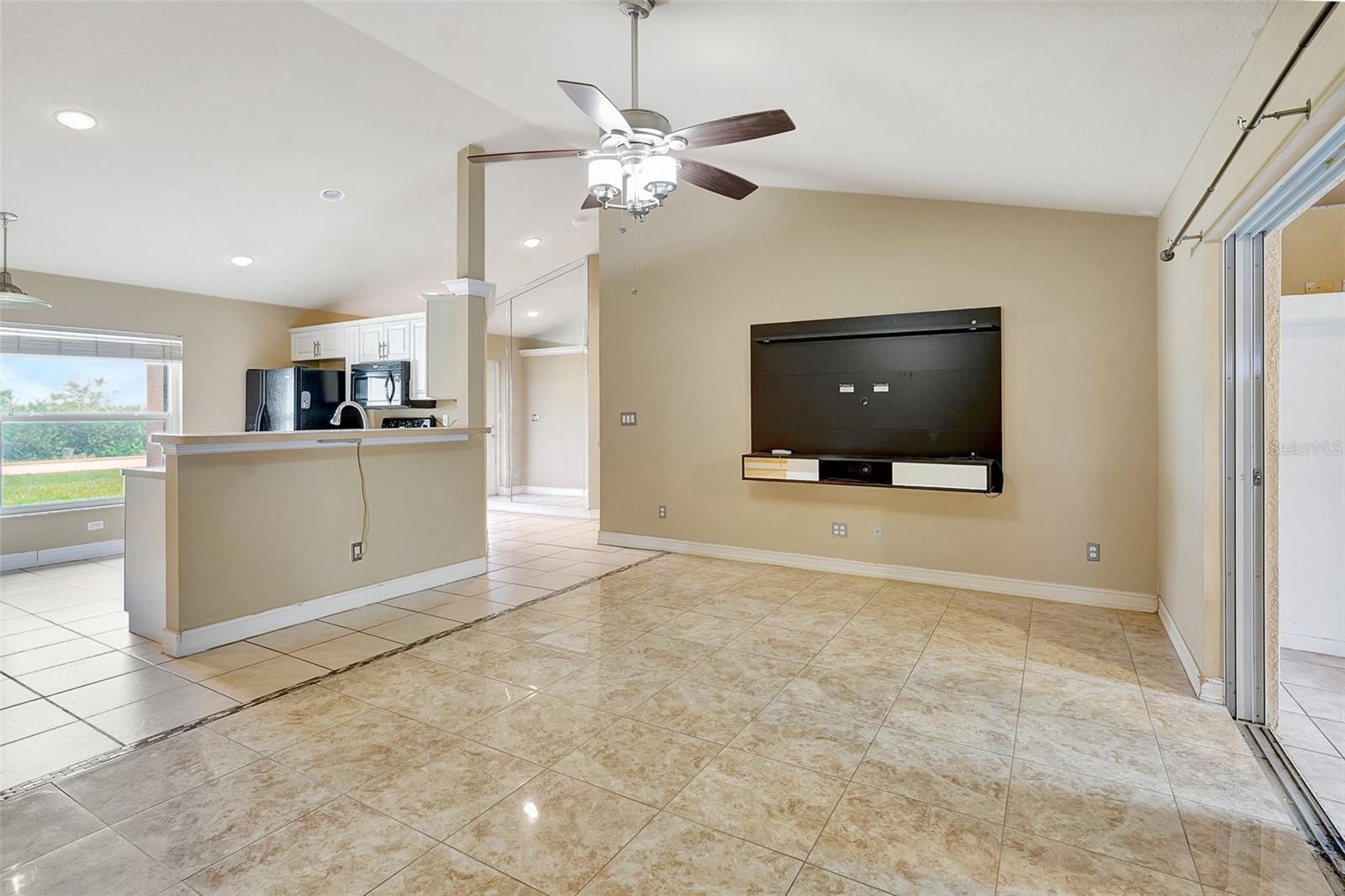 2545 SUNNILAND BLVD, LEHIGH ACRES, FL, 33971