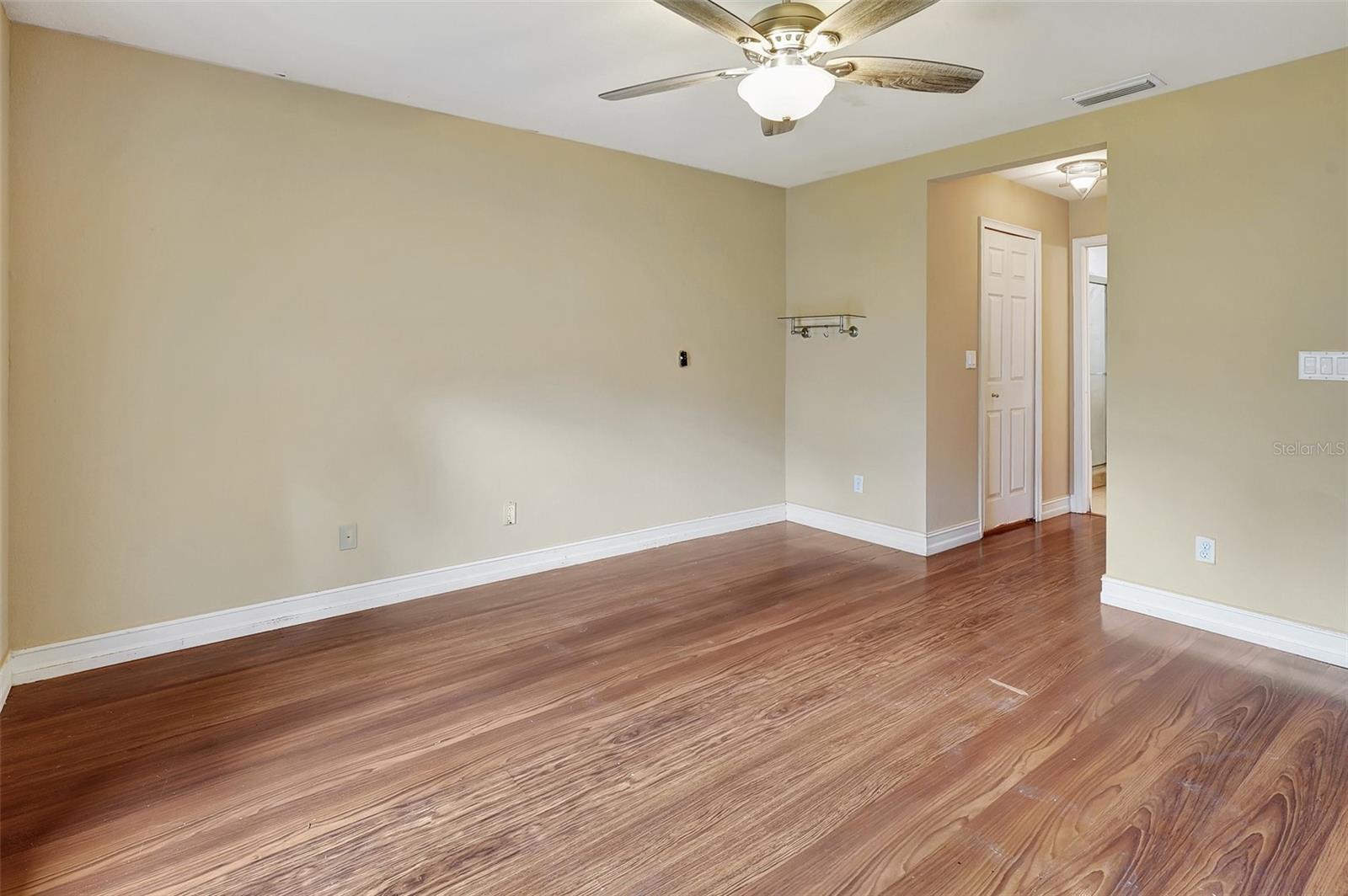 2545 SUNNILAND BLVD, LEHIGH ACRES, FL, 33971