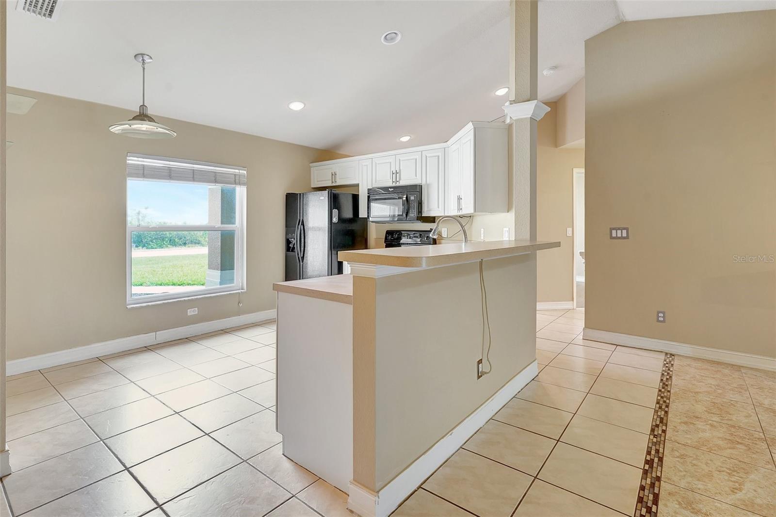 2545 SUNNILAND BLVD, LEHIGH ACRES, FL, 33971