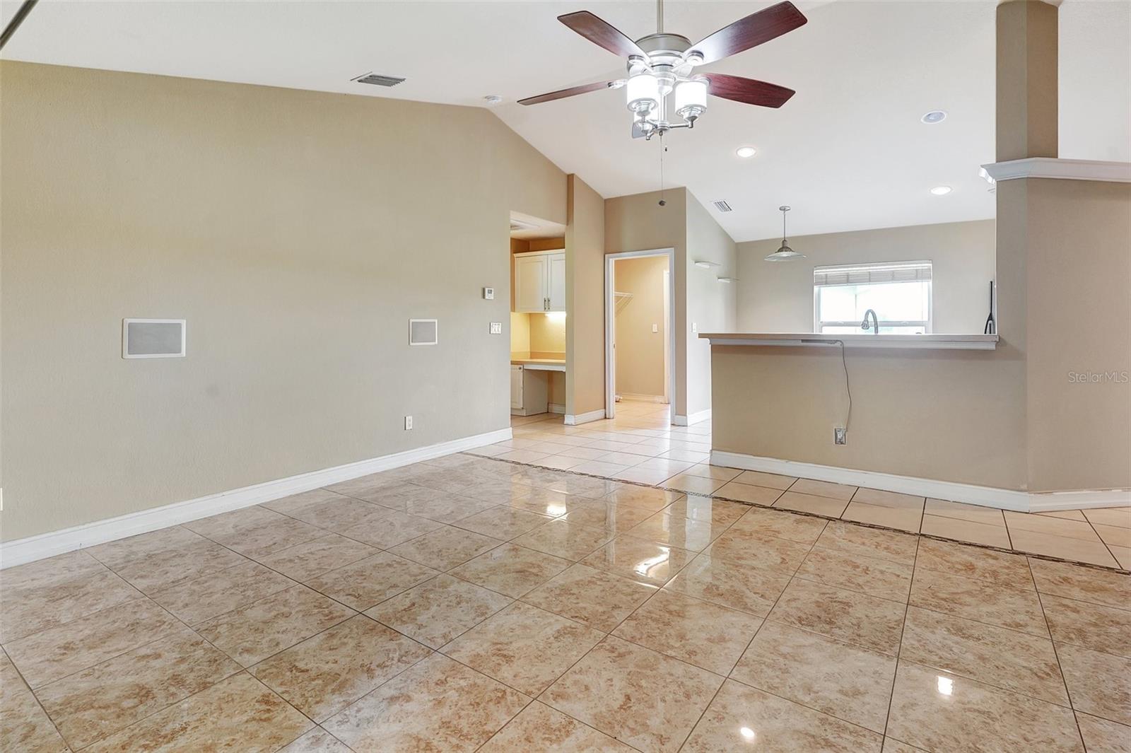 2545 SUNNILAND BLVD, LEHIGH ACRES, FL, 33971