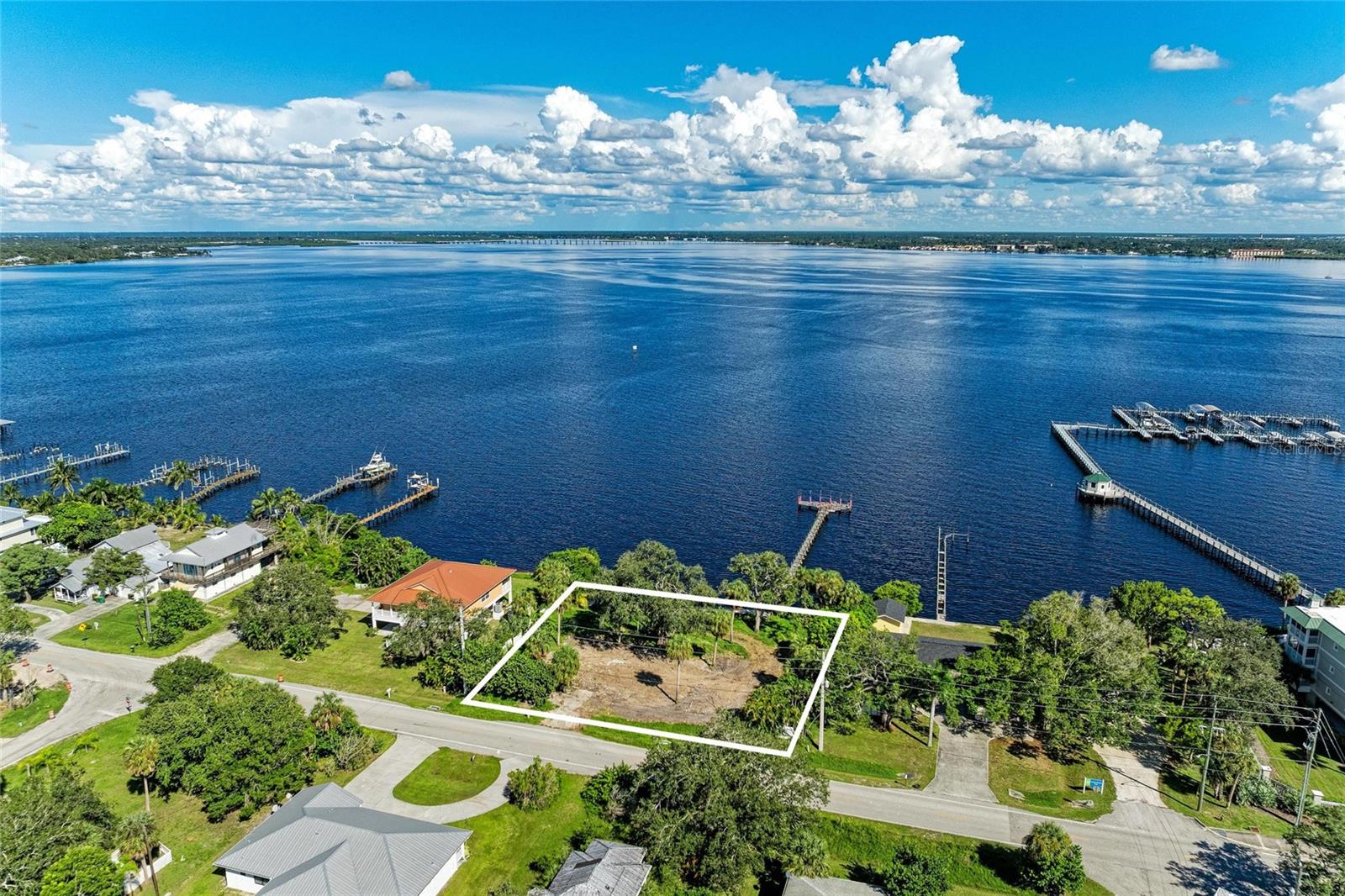 5060 MELBOURNE ST, PUNTA GORDA, FL, 33980