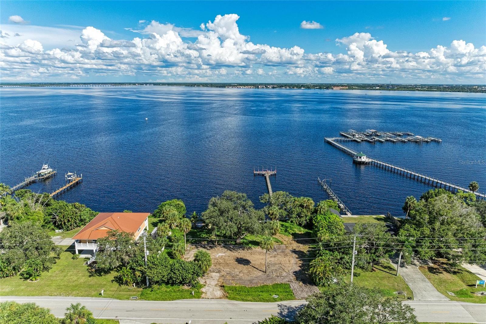 5060 MELBOURNE ST, PUNTA GORDA, FL, 33980