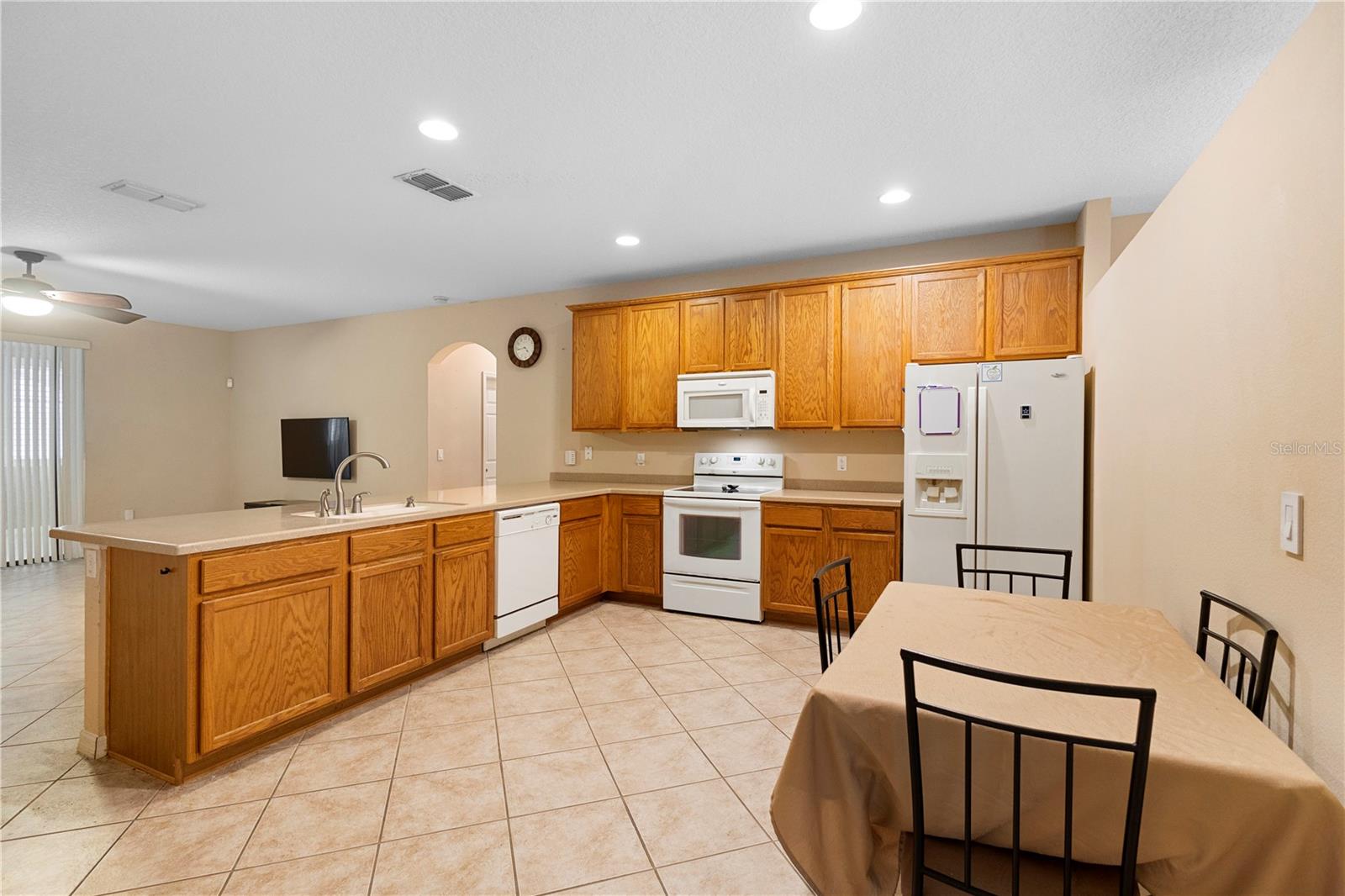 966 SPRINGS LANDING DR, DELTONA, FL, 32725