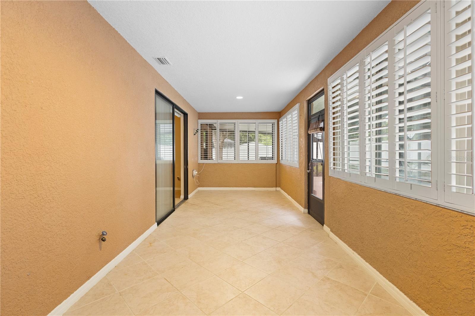 966 SPRINGS LANDING DR, DELTONA, FL, 32725