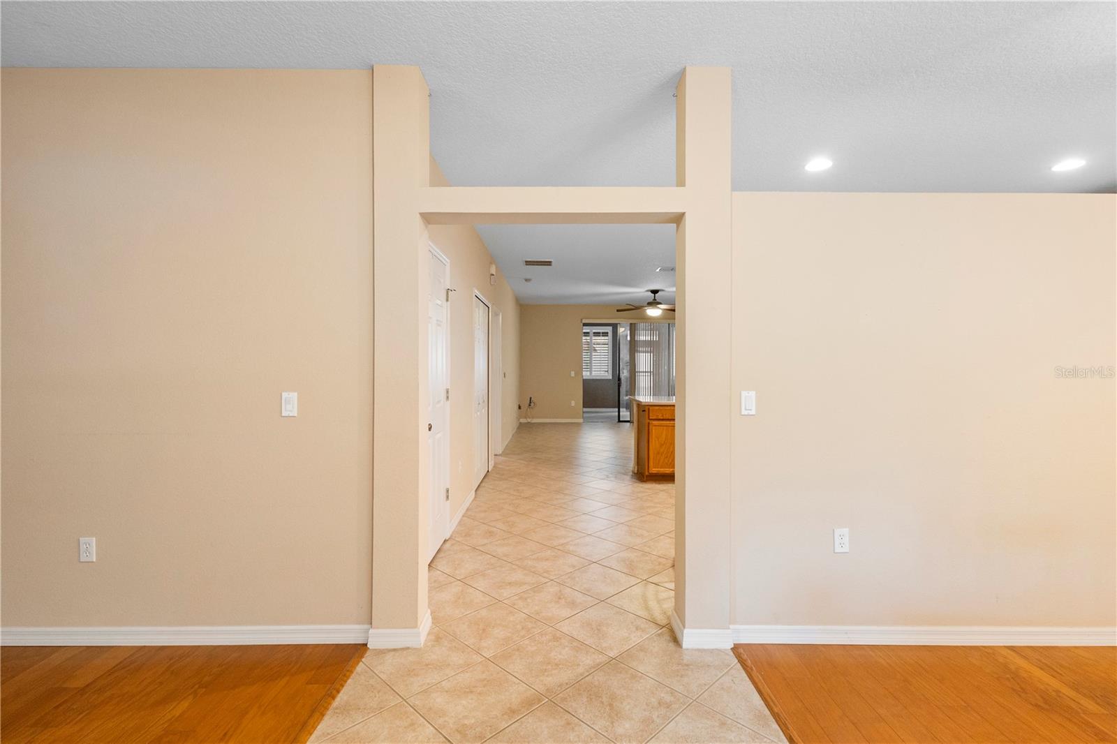 966 SPRINGS LANDING DR, DELTONA, FL, 32725