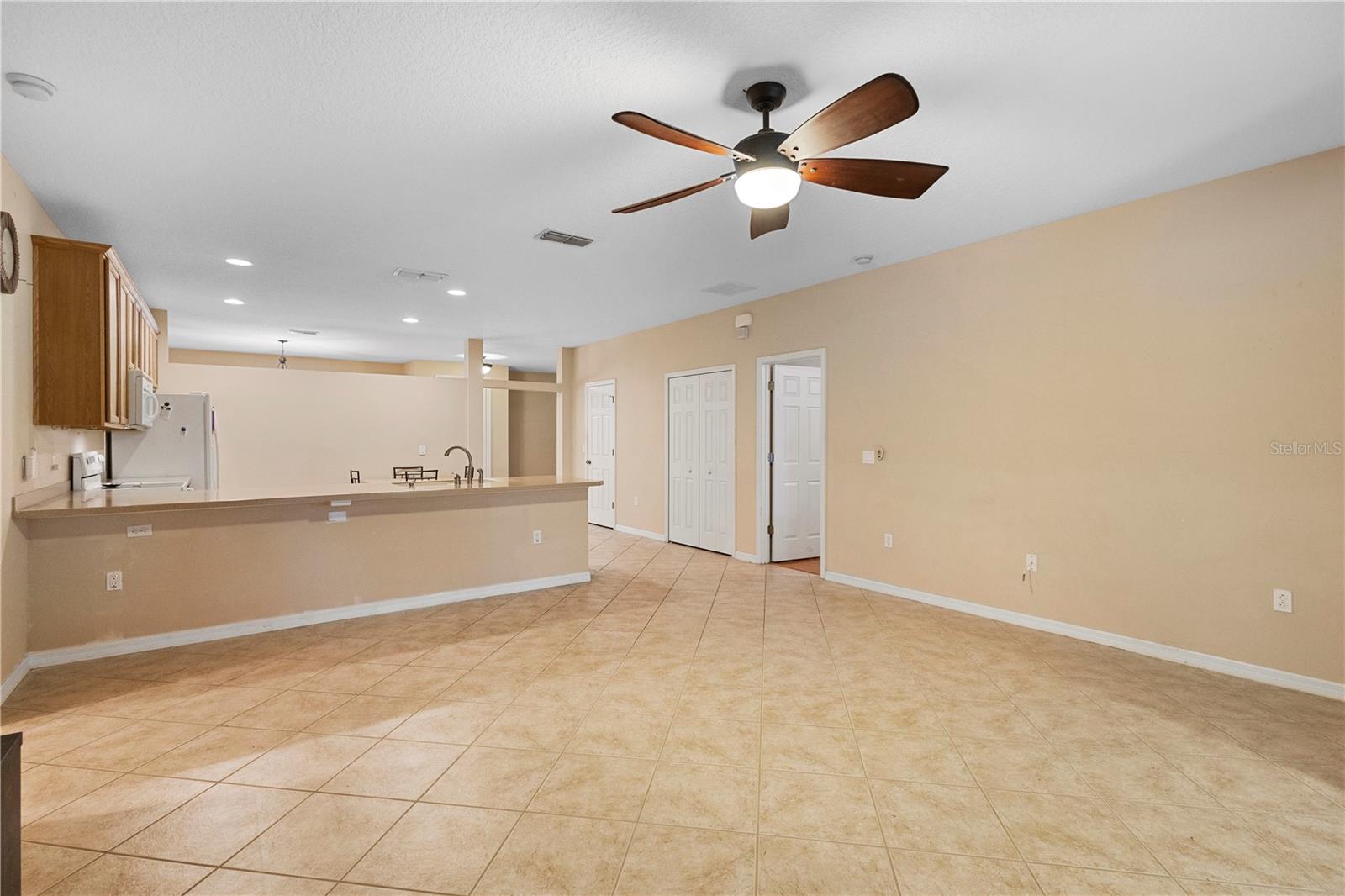 966 SPRINGS LANDING DR, DELTONA, FL, 32725