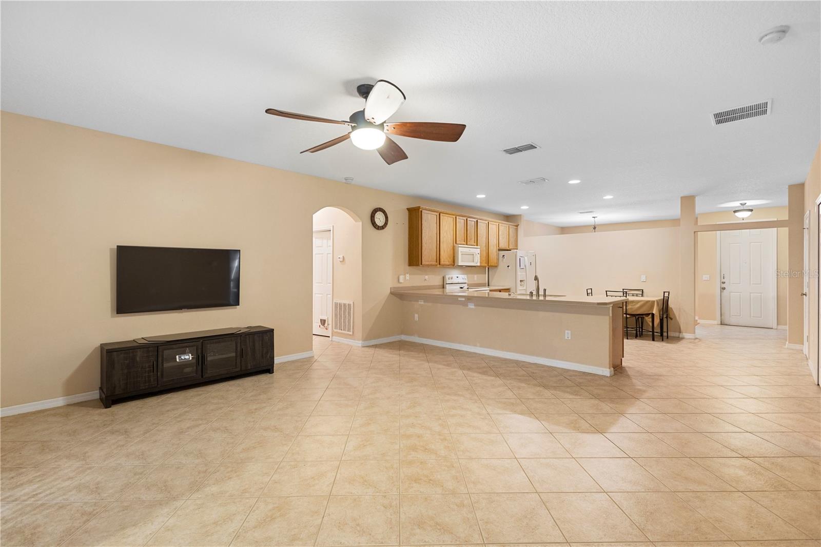 966 SPRINGS LANDING DR, DELTONA, FL, 32725