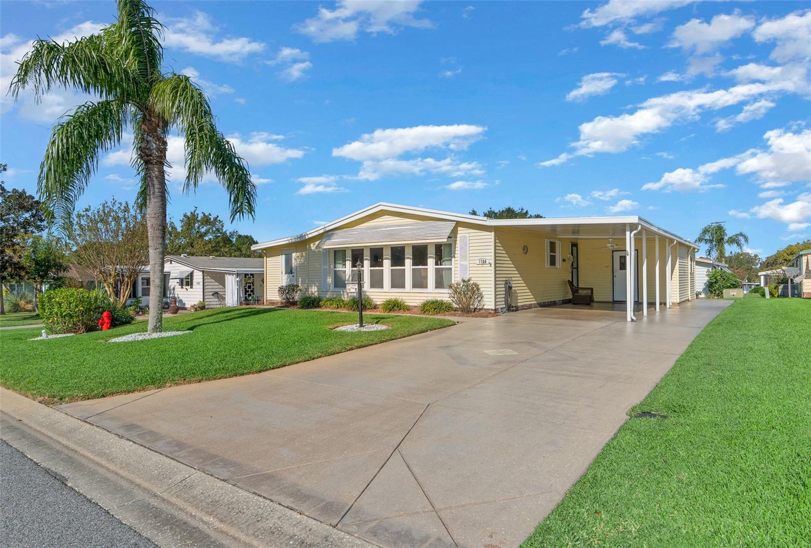 1704 PEBBLE BEACH LN, LADY LAKE, FL, 32159