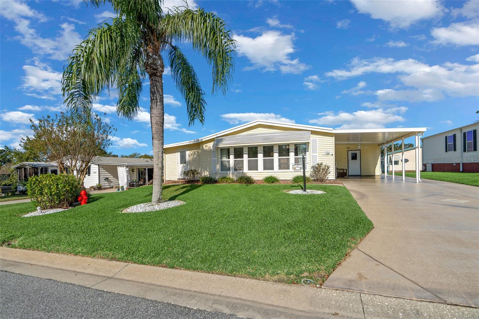 1704 PEBBLE BEACH LN, LADY LAKE, FL, 32159