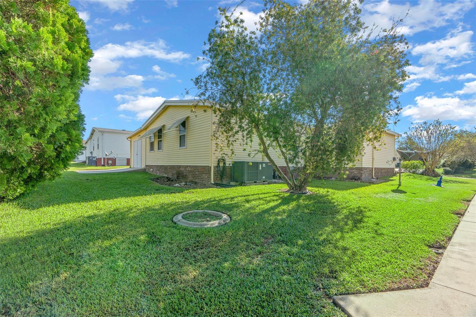 1704 PEBBLE BEACH LN, LADY LAKE, FL, 32159