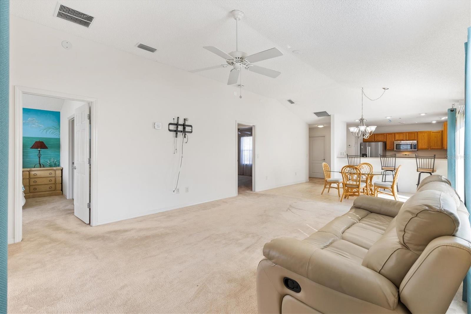 2476 KENMORE LN, THE VILLAGES, FL, 32162