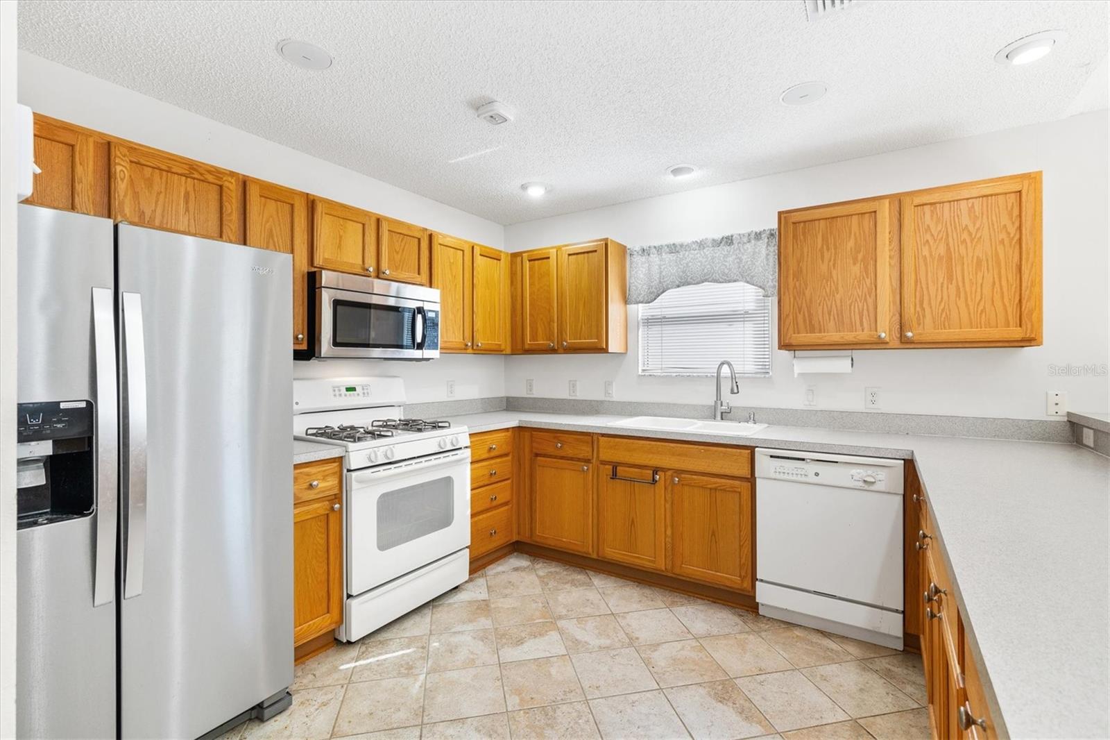 2476 KENMORE LN, THE VILLAGES, FL, 32162