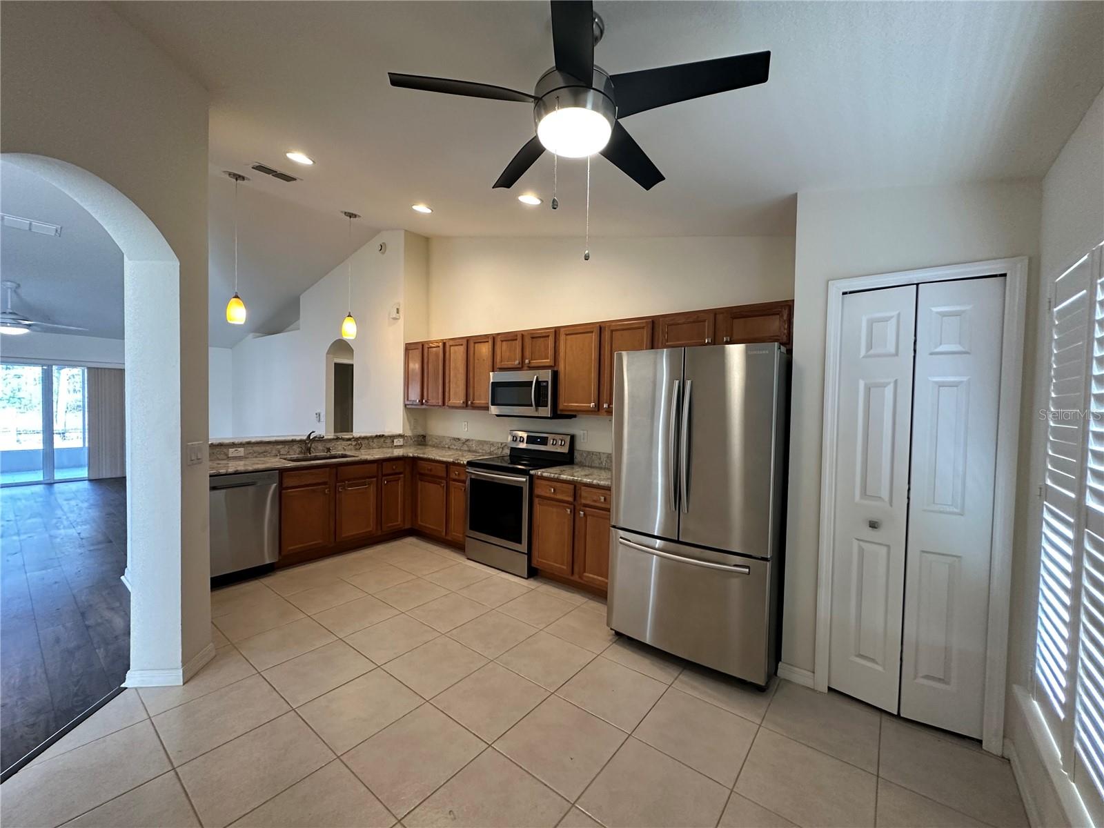 6807 SW 128TH STREET RD, OCALA, FL, 34473