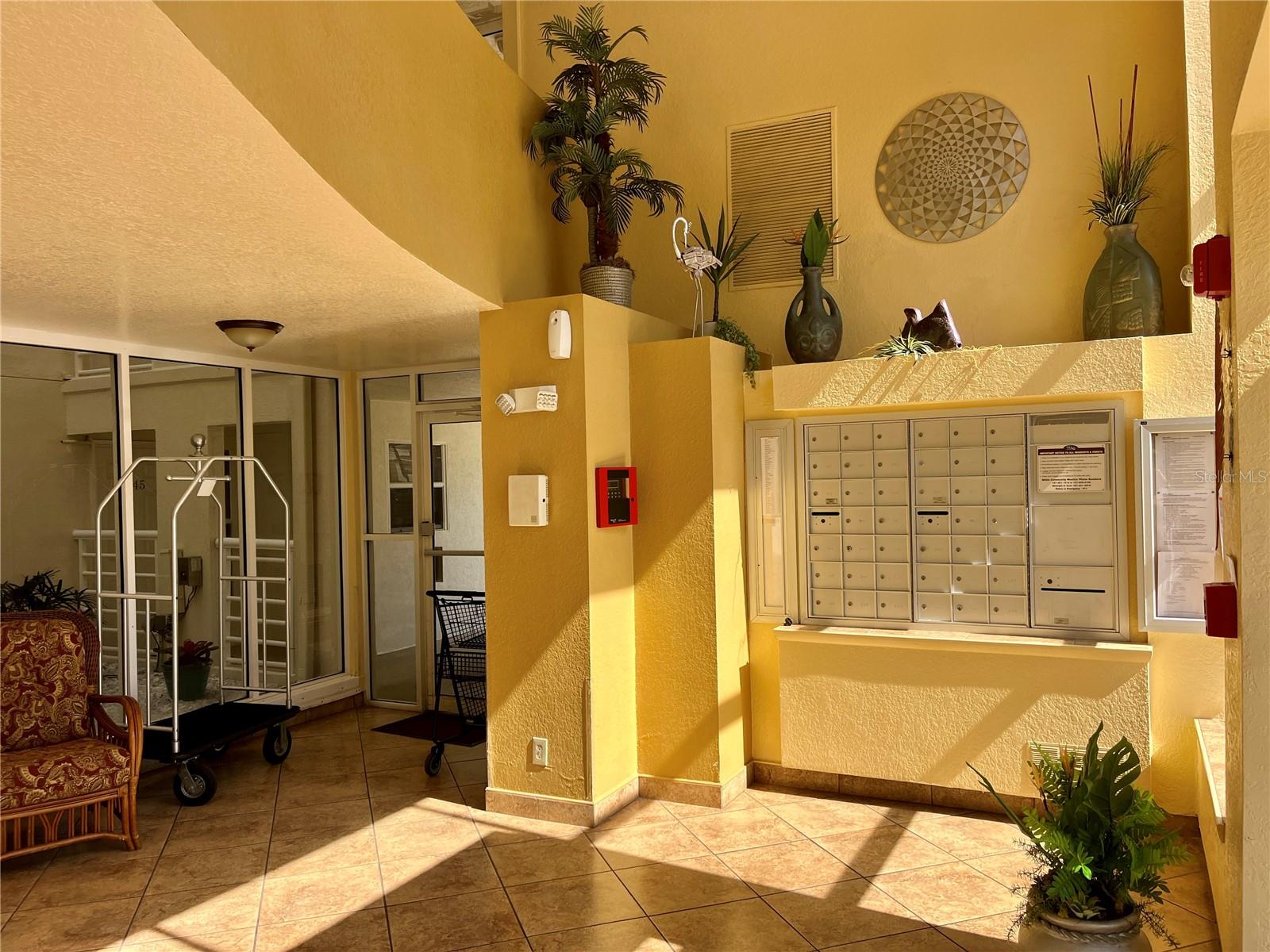 6061 BAHIA DEL MAR CIR #241, ST PETERSBURG, FL, 33715