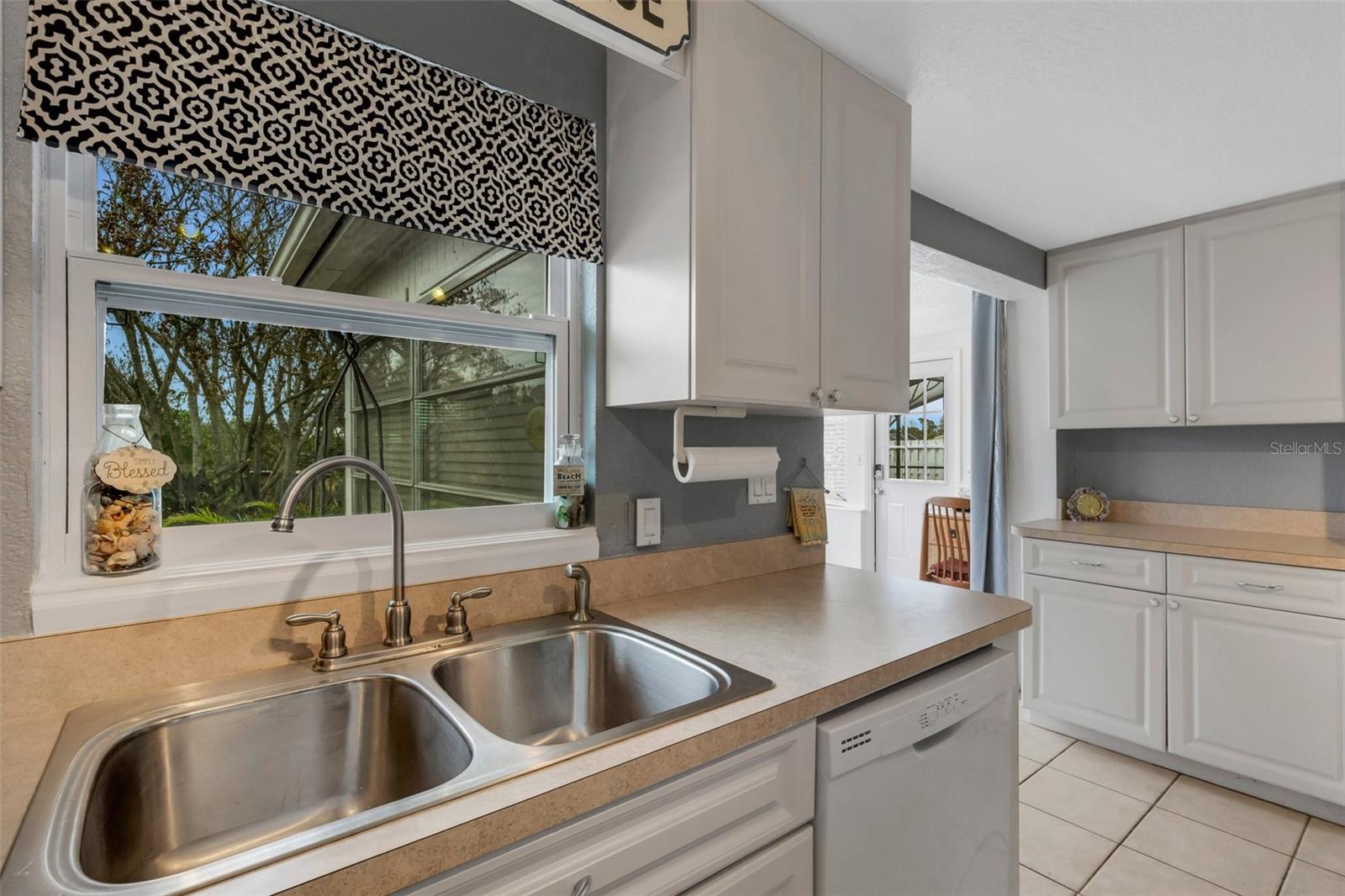 852 E 6TH ST, ENGLEWOOD, FL, 34223