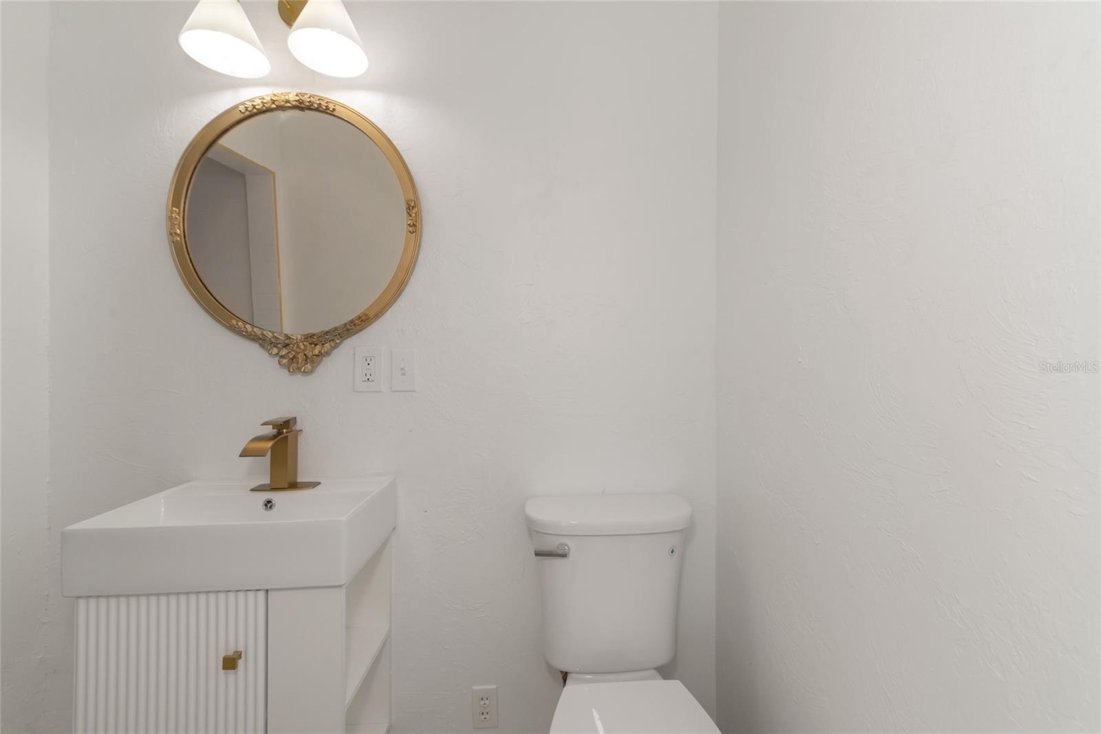 2246 MILL TER, SARASOTA, FL, 34231