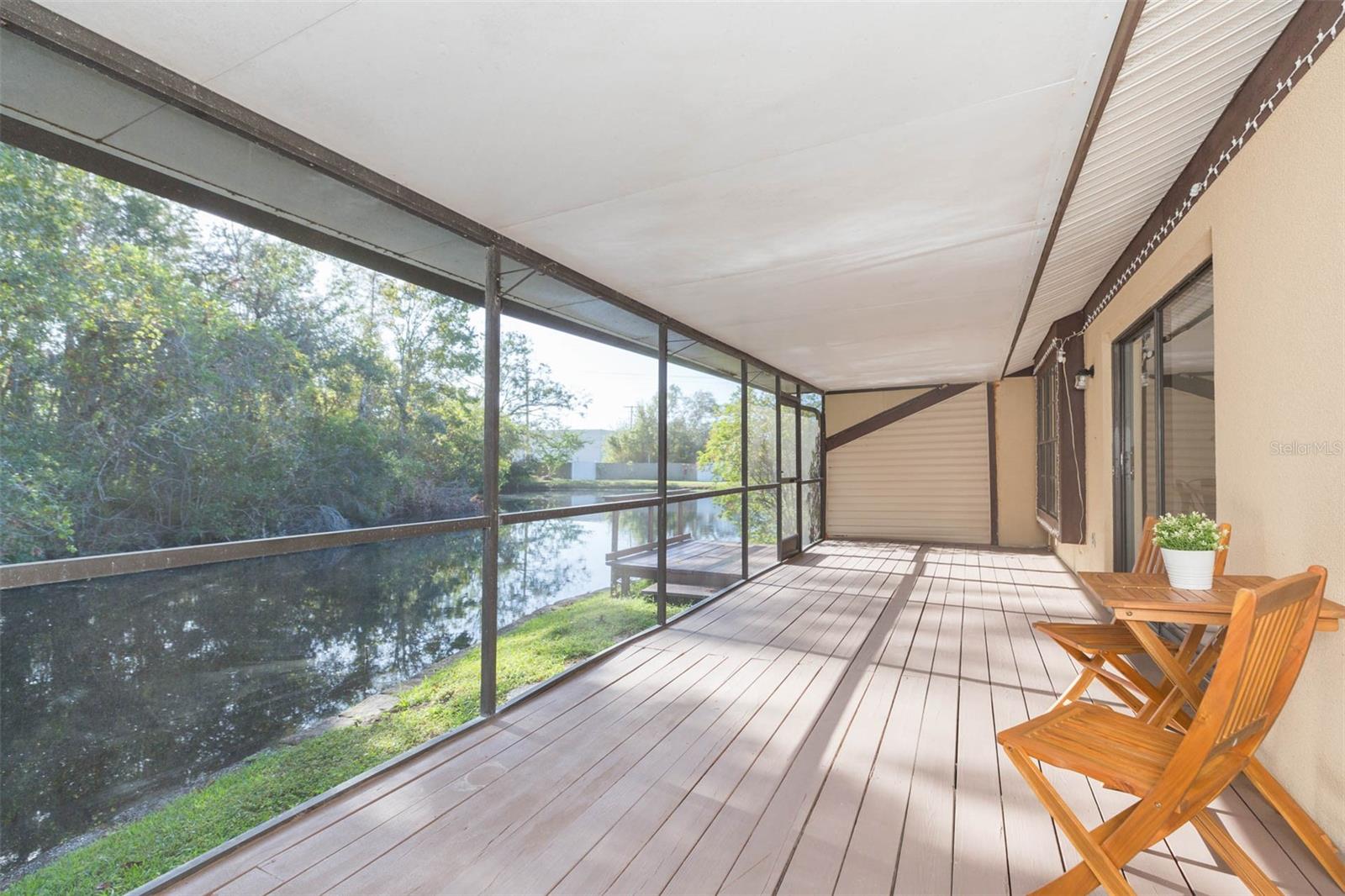 3925 SHORESIDE CIR, TAMPA, FL, 33624