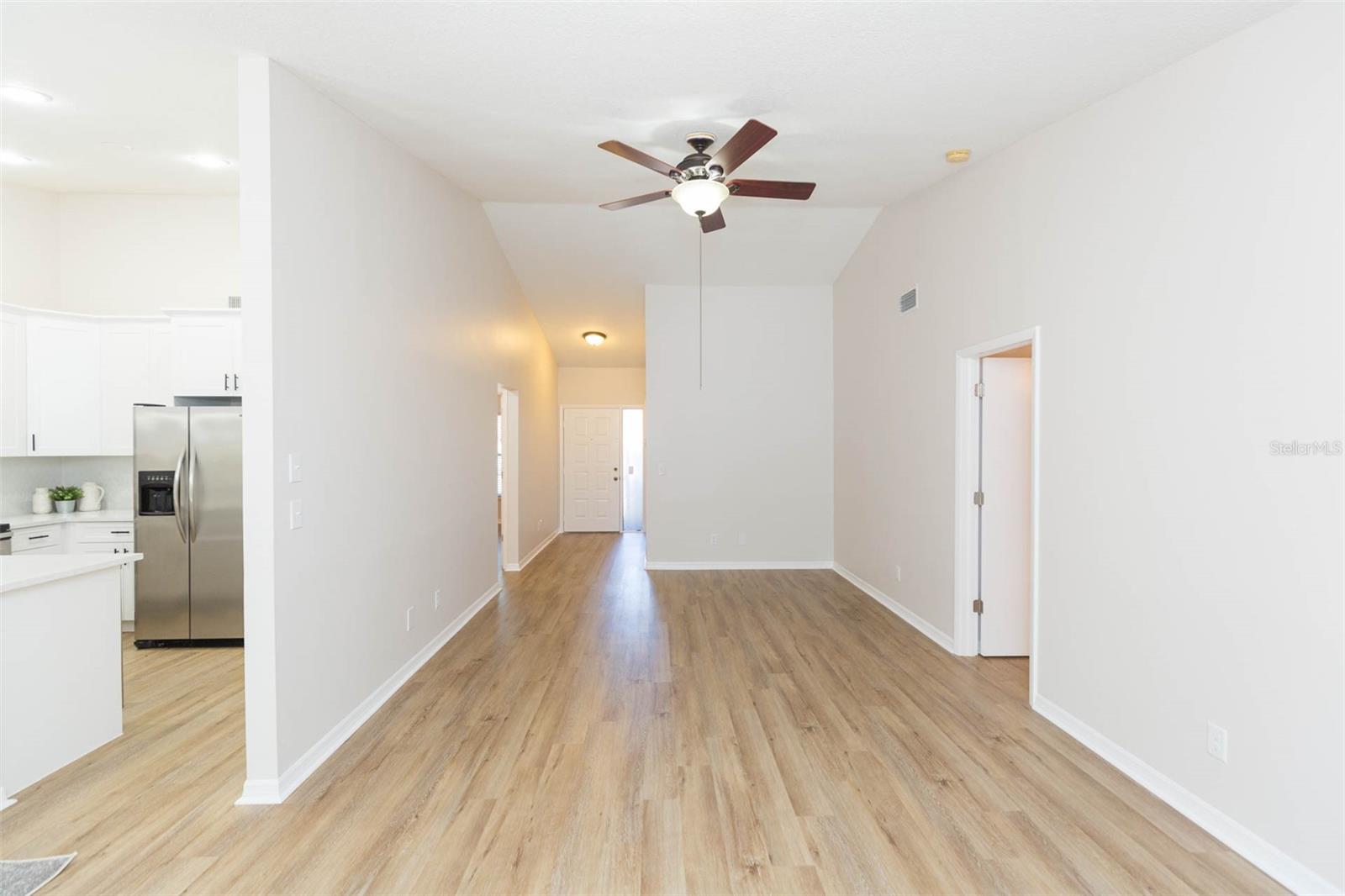 3925 SHORESIDE CIR, TAMPA, FL, 33624