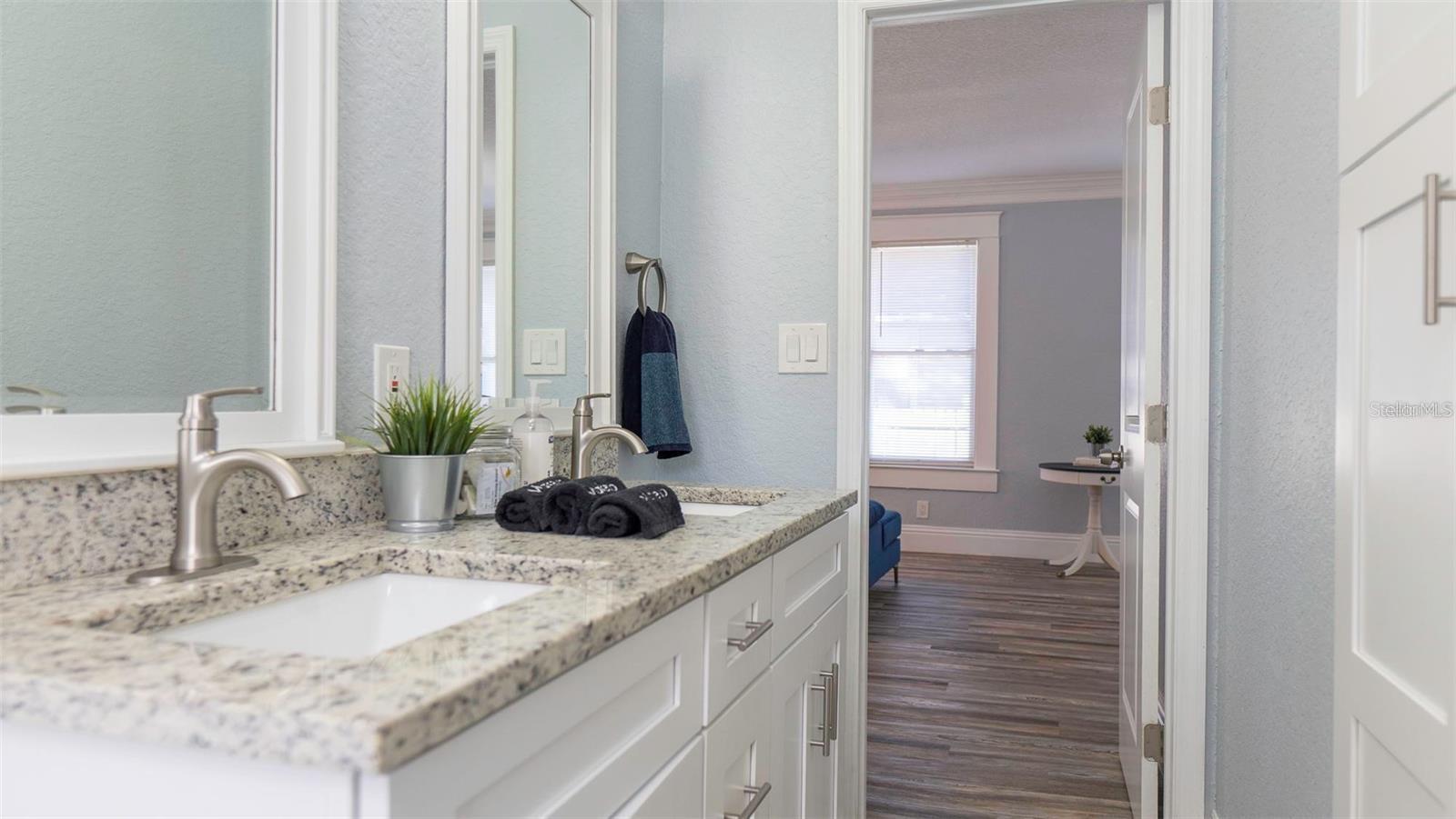 804 E LOUISIANA AVE, TAMPA, FL, 33603