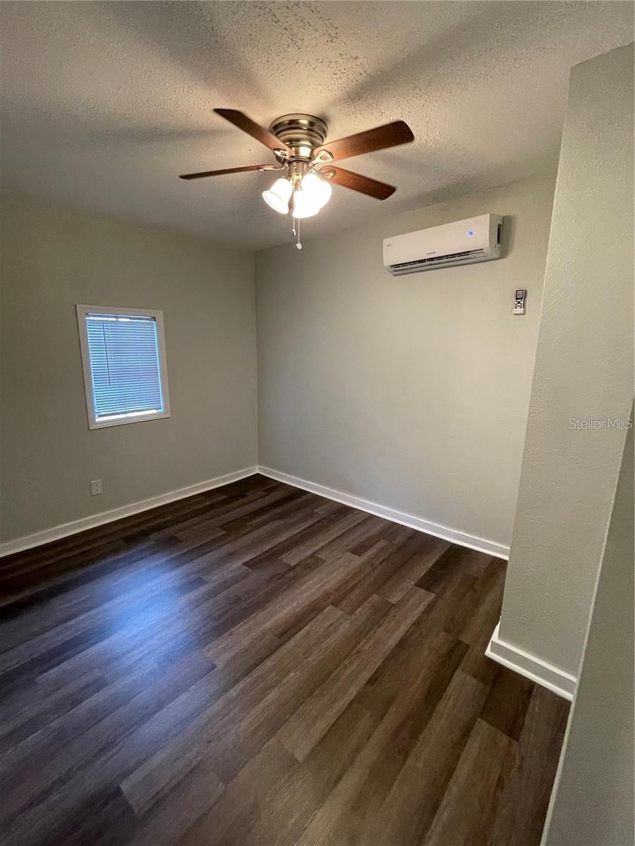804 E LOUISIANA AVE, TAMPA, FL, 33603