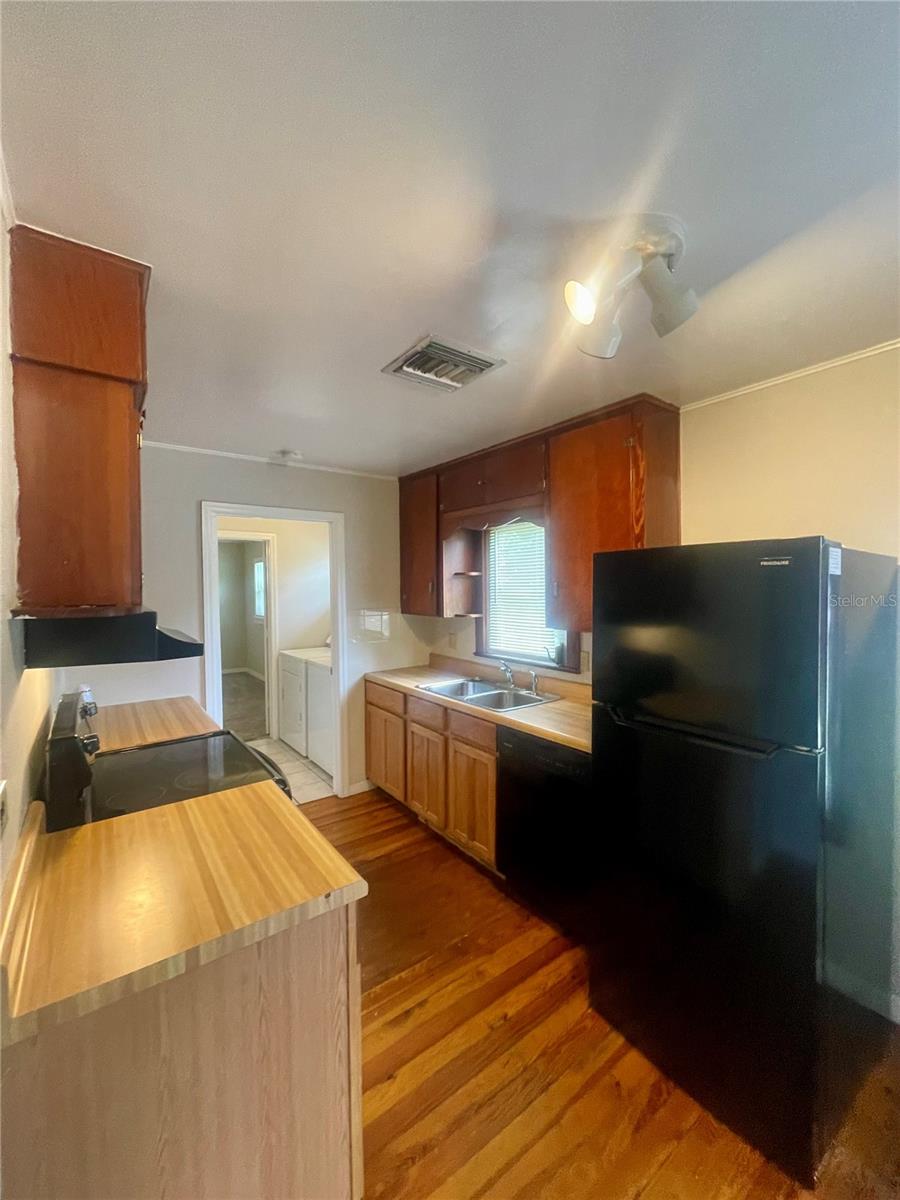 2701 E PINE ST, ORLANDO, FL, 32803