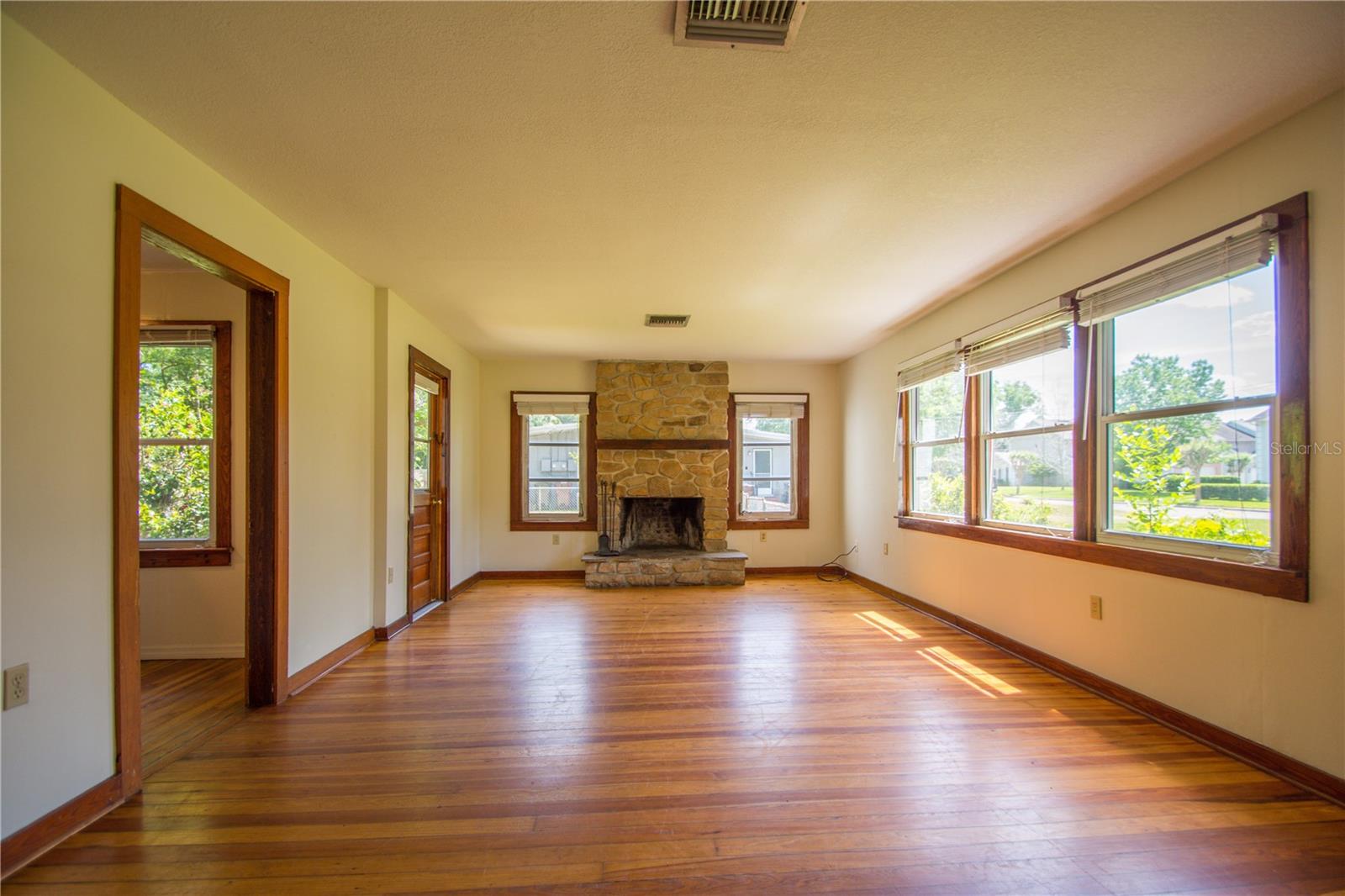 2701 E PINE ST, ORLANDO, FL, 32803