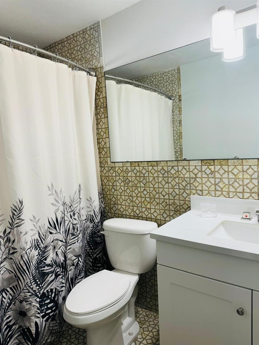 7615 LAUREL OAK CT, PORT RICHEY, FL, 34668