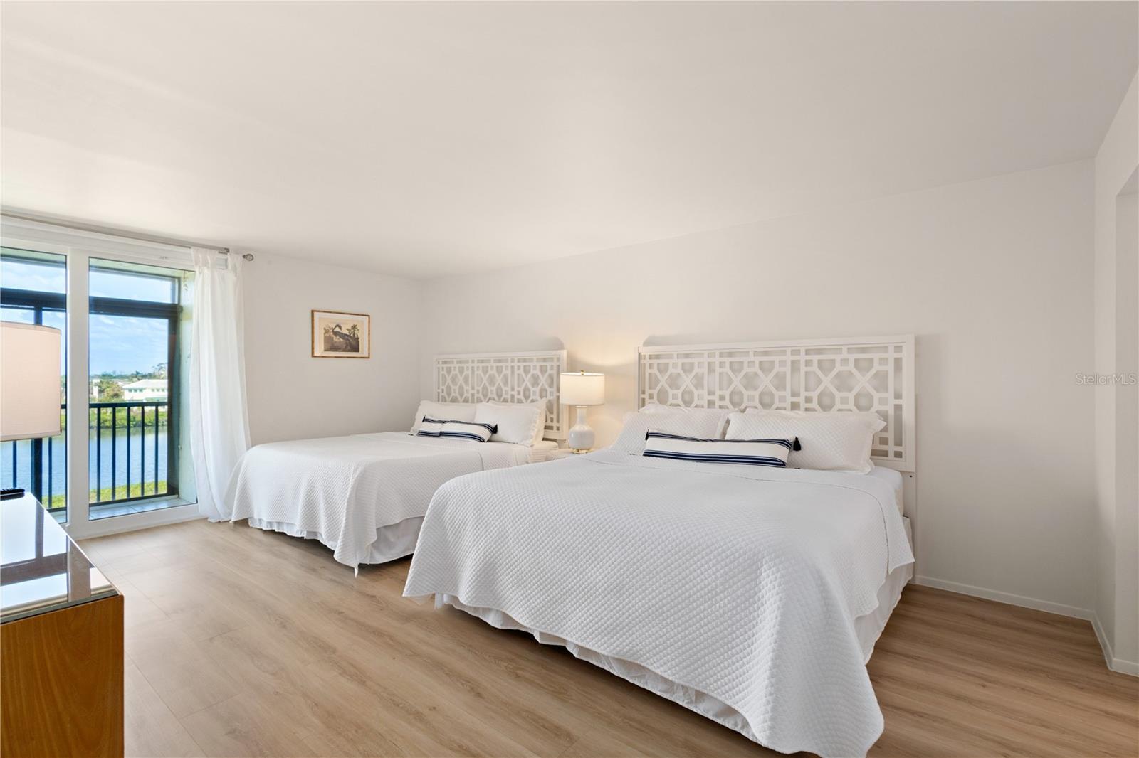 3240 GULF OF MEXICO DR #B404, LONGBOAT KEY, FL, 34228