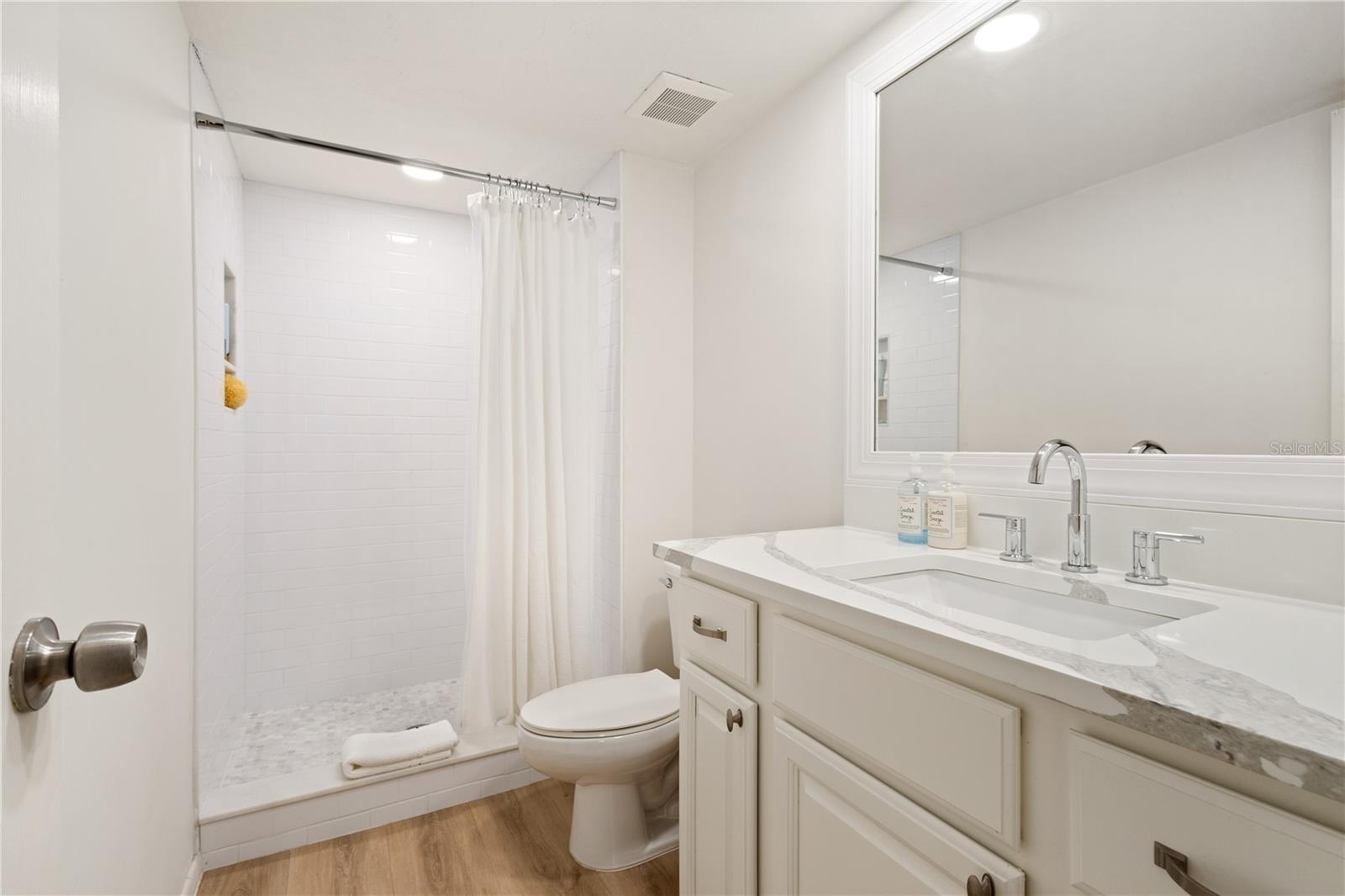 3240 GULF OF MEXICO DR #B404, LONGBOAT KEY, FL, 34228