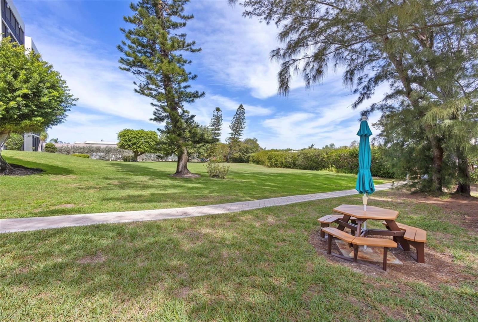 3240 GULF OF MEXICO DR #B404, LONGBOAT KEY, FL, 34228