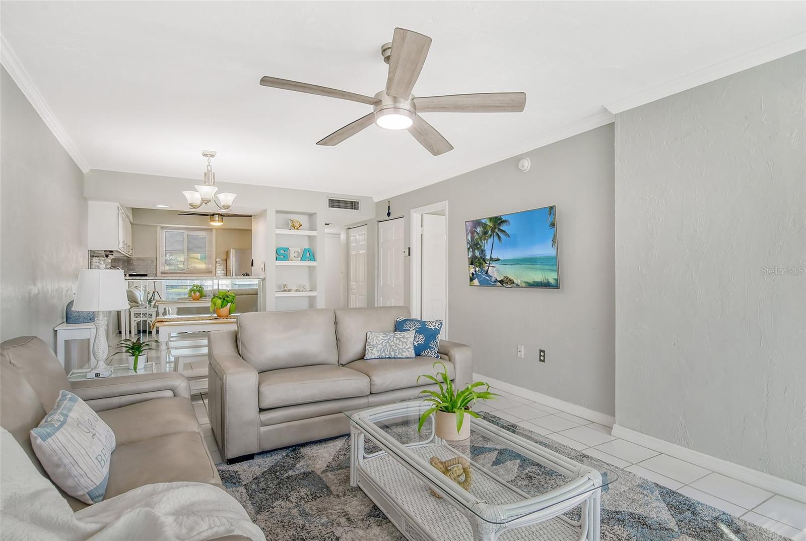 1801 GULF DR N #204, BRADENTON BEACH, FL, 34217