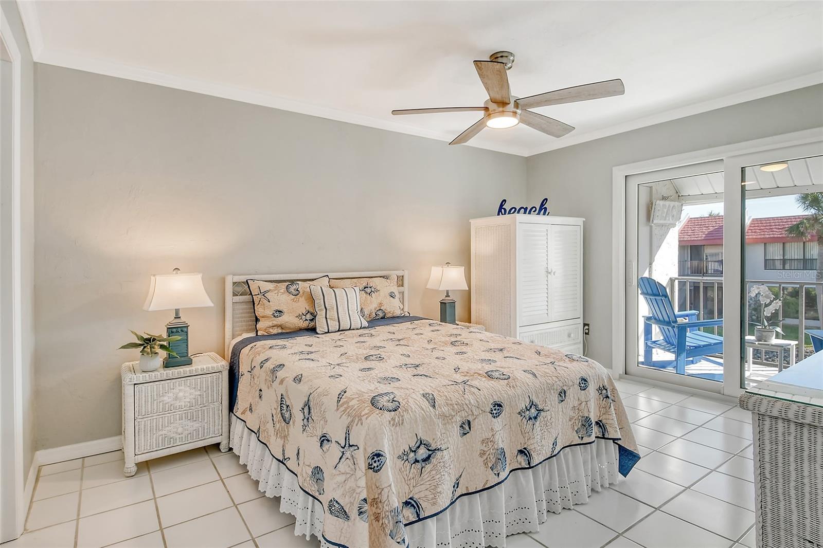 1801 GULF DR N #204, BRADENTON BEACH, FL, 34217