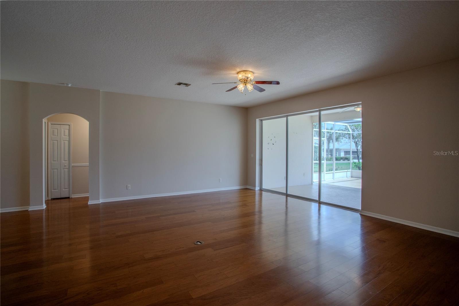 5075 CHINA SEA DR, TAVARES, FL, 32778