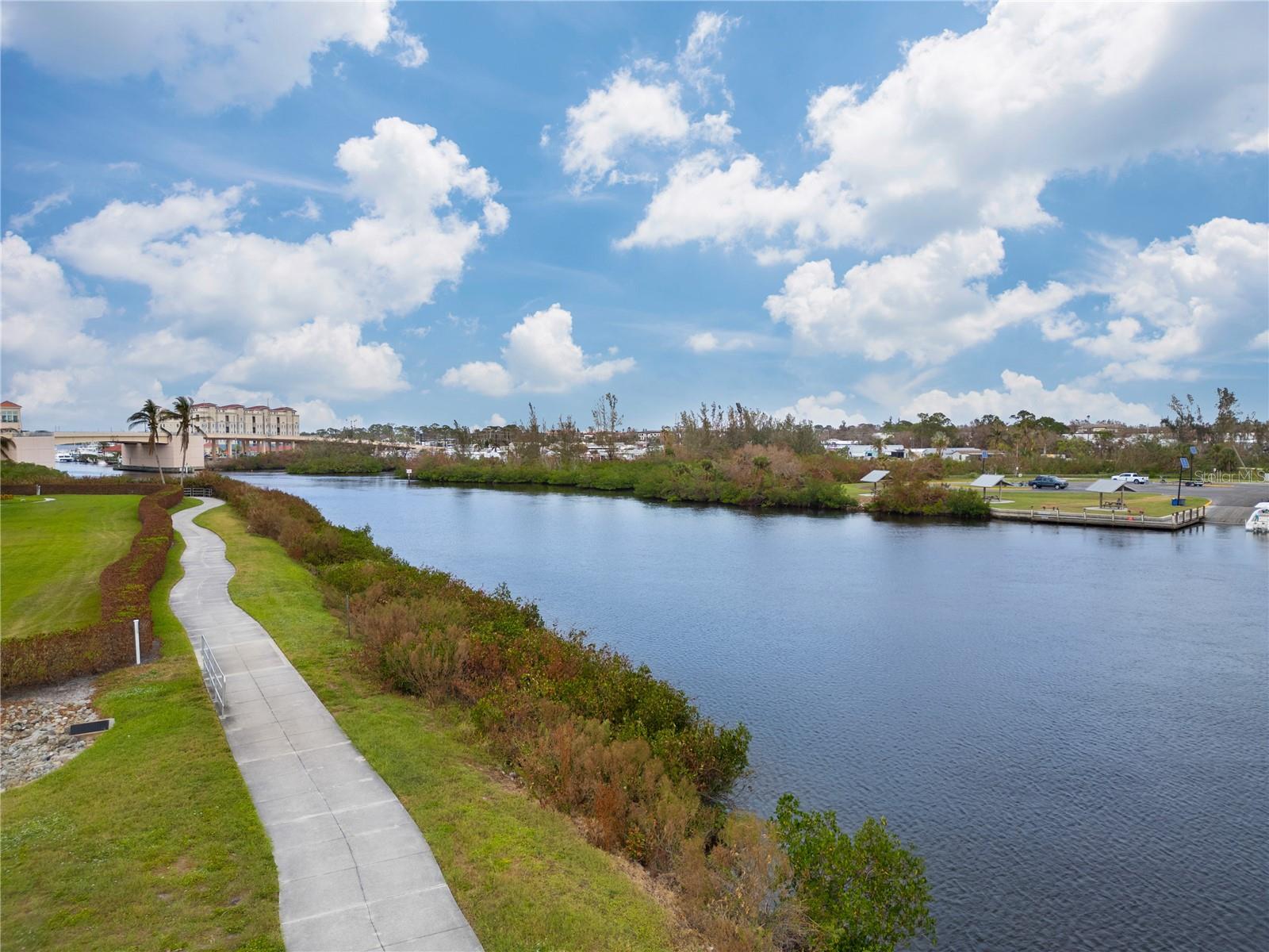 158 E TAMPA AVE, VENICE, FL, 34285