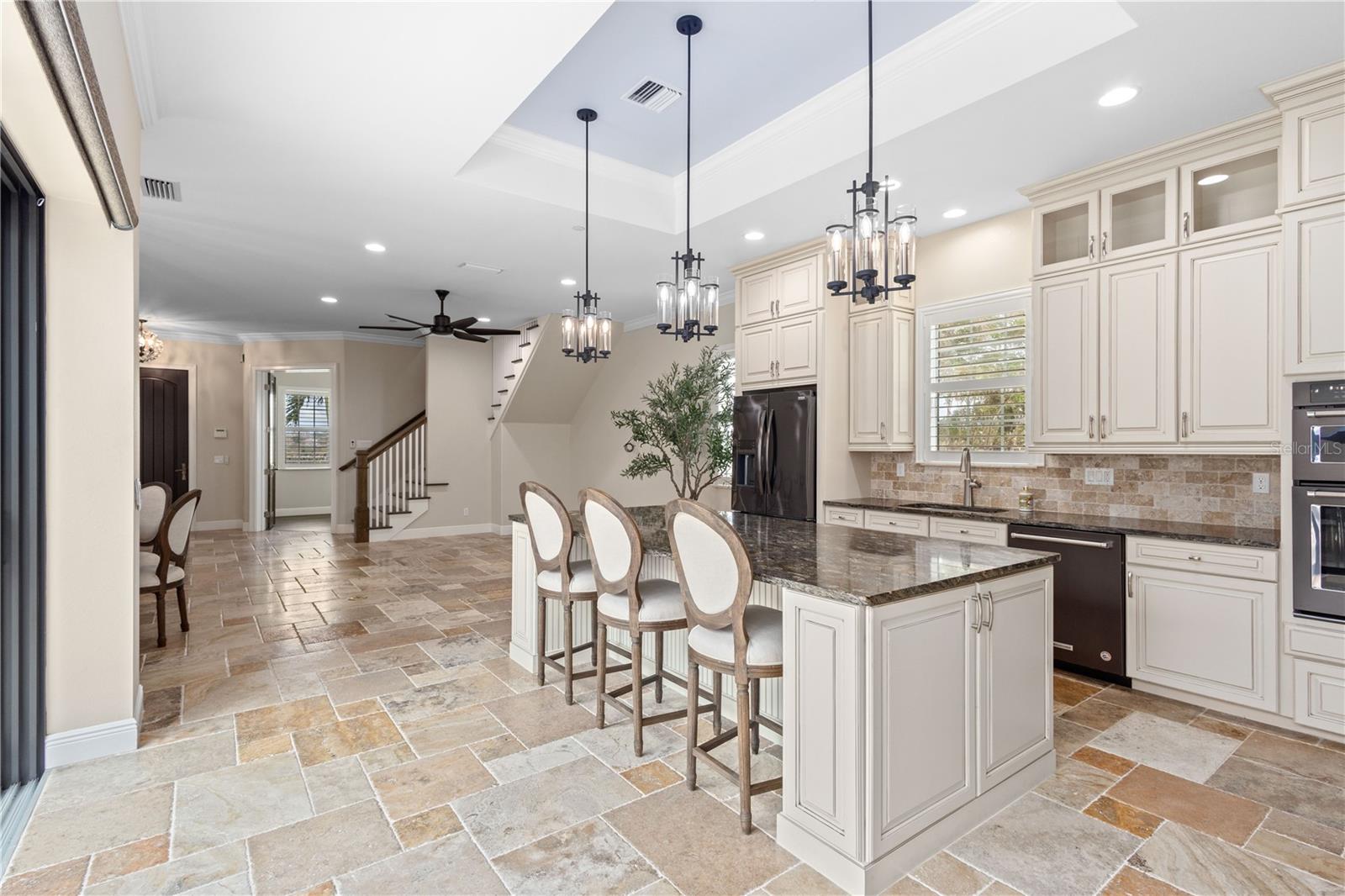 158 E TAMPA AVE, VENICE, FL, 34285