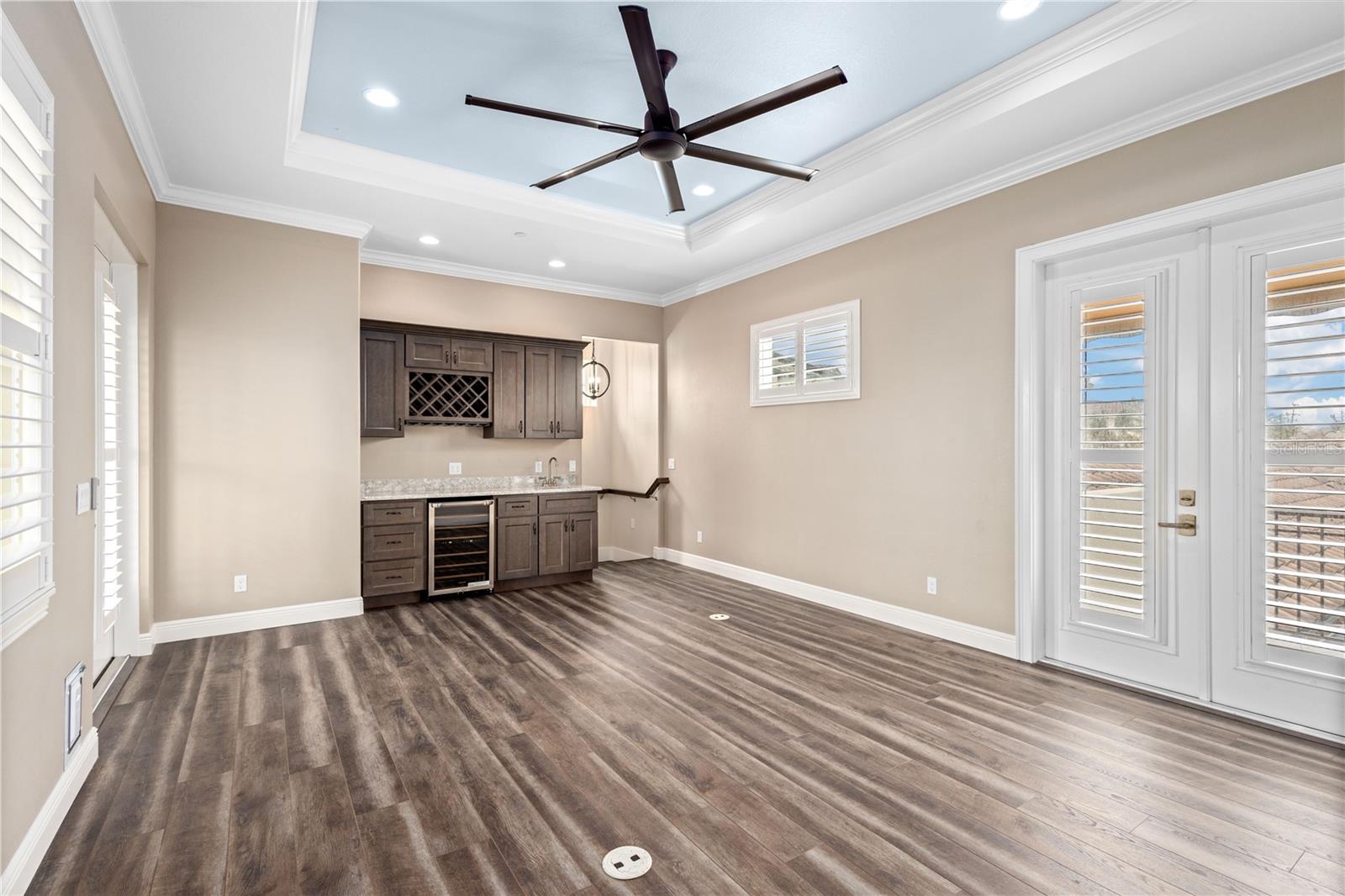 158 E TAMPA AVE, VENICE, FL, 34285