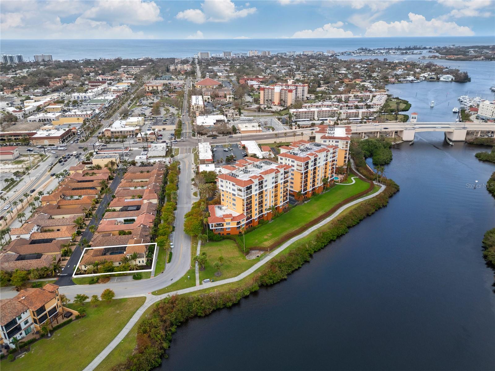 158 E TAMPA AVE, VENICE, FL, 34285
