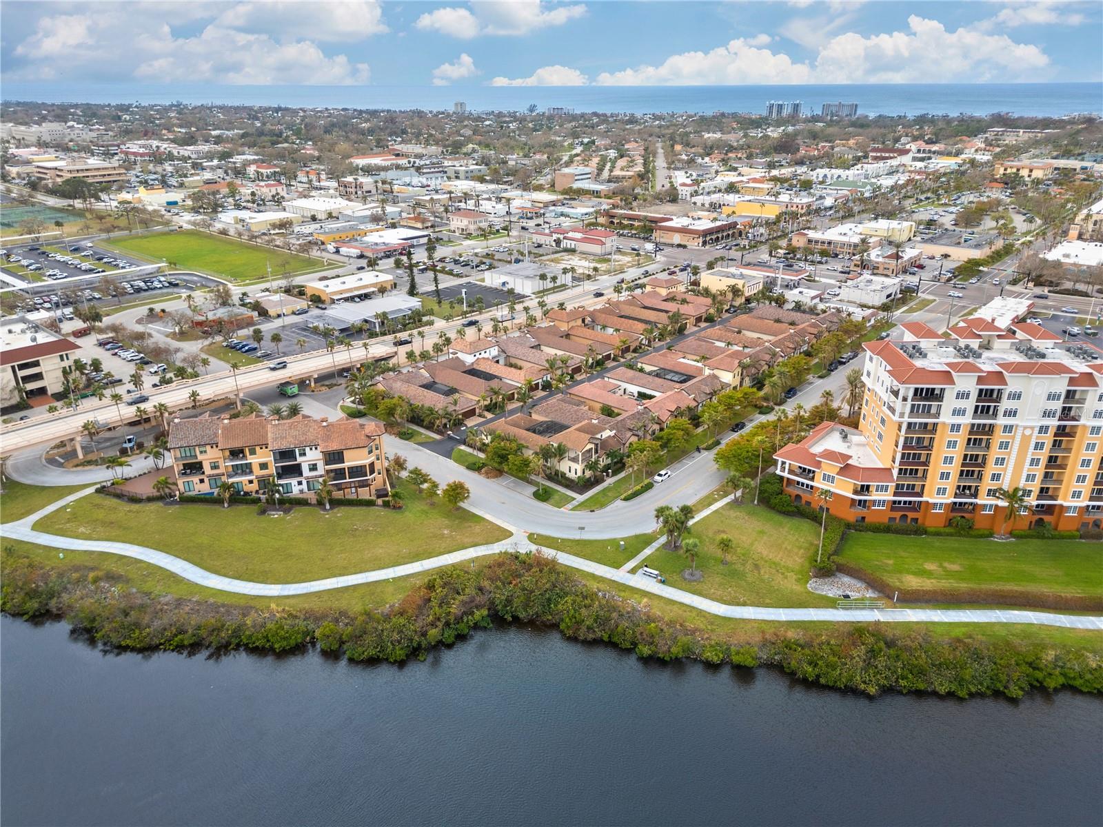 158 E TAMPA AVE, VENICE, FL, 34285