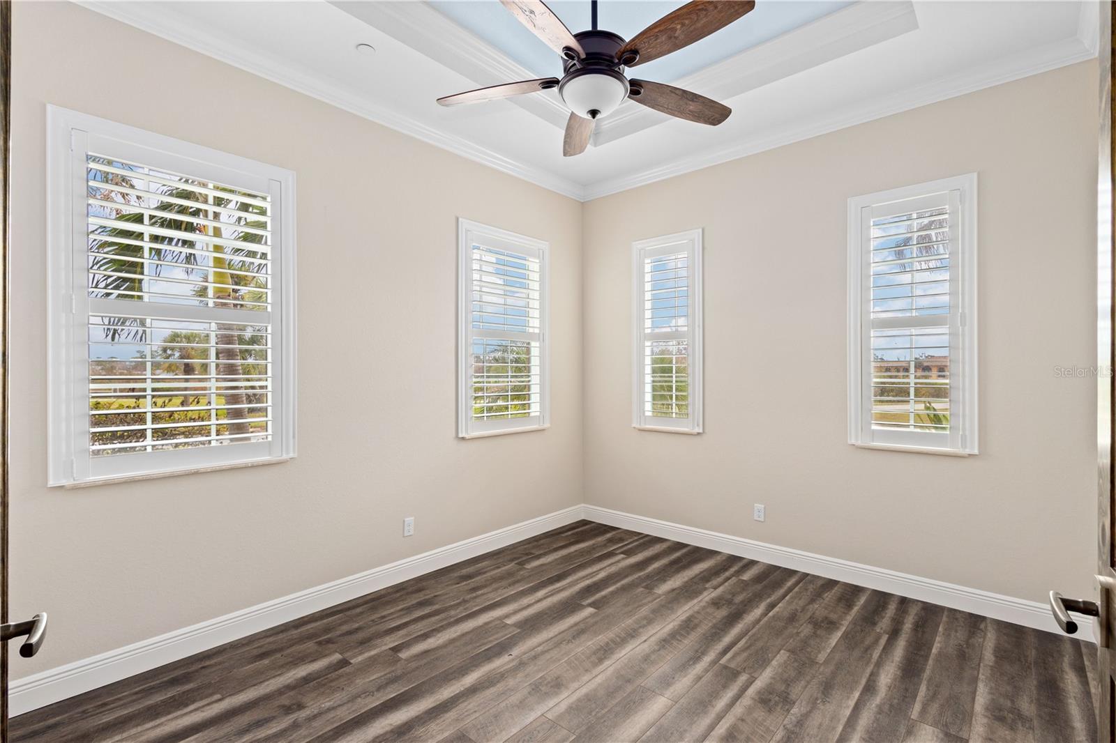 158 E TAMPA AVE, VENICE, FL, 34285