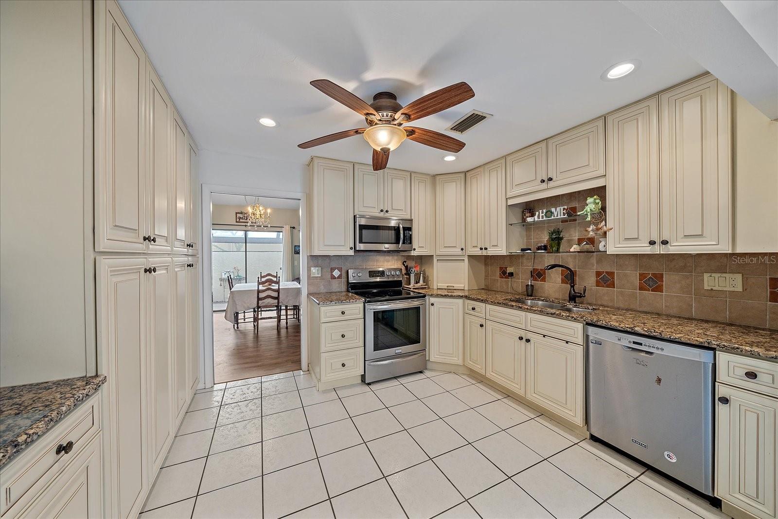 57 SANDSTONE CIR, VENICE, FL, 34293
