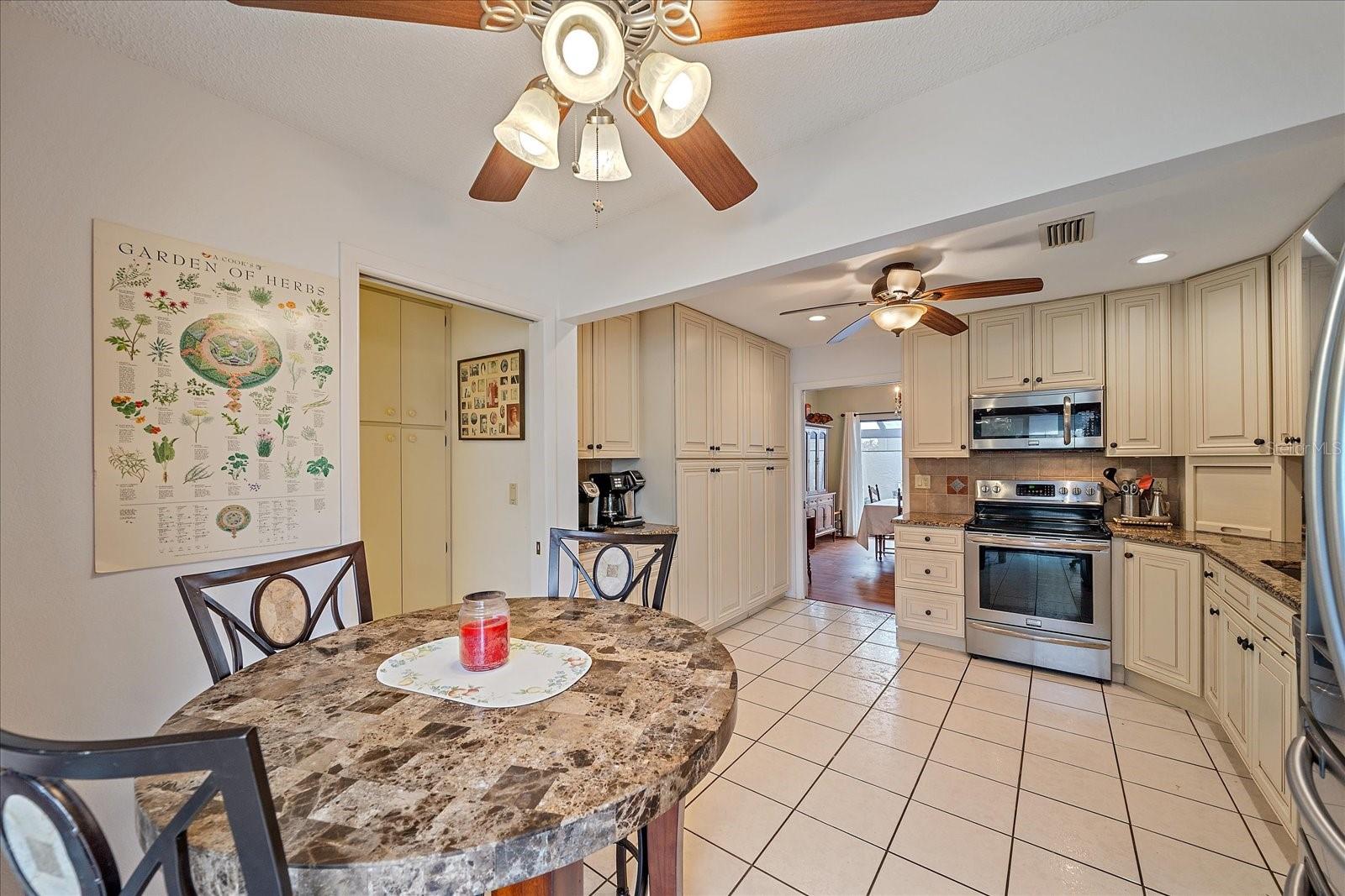 57 SANDSTONE CIR, VENICE, FL, 34293