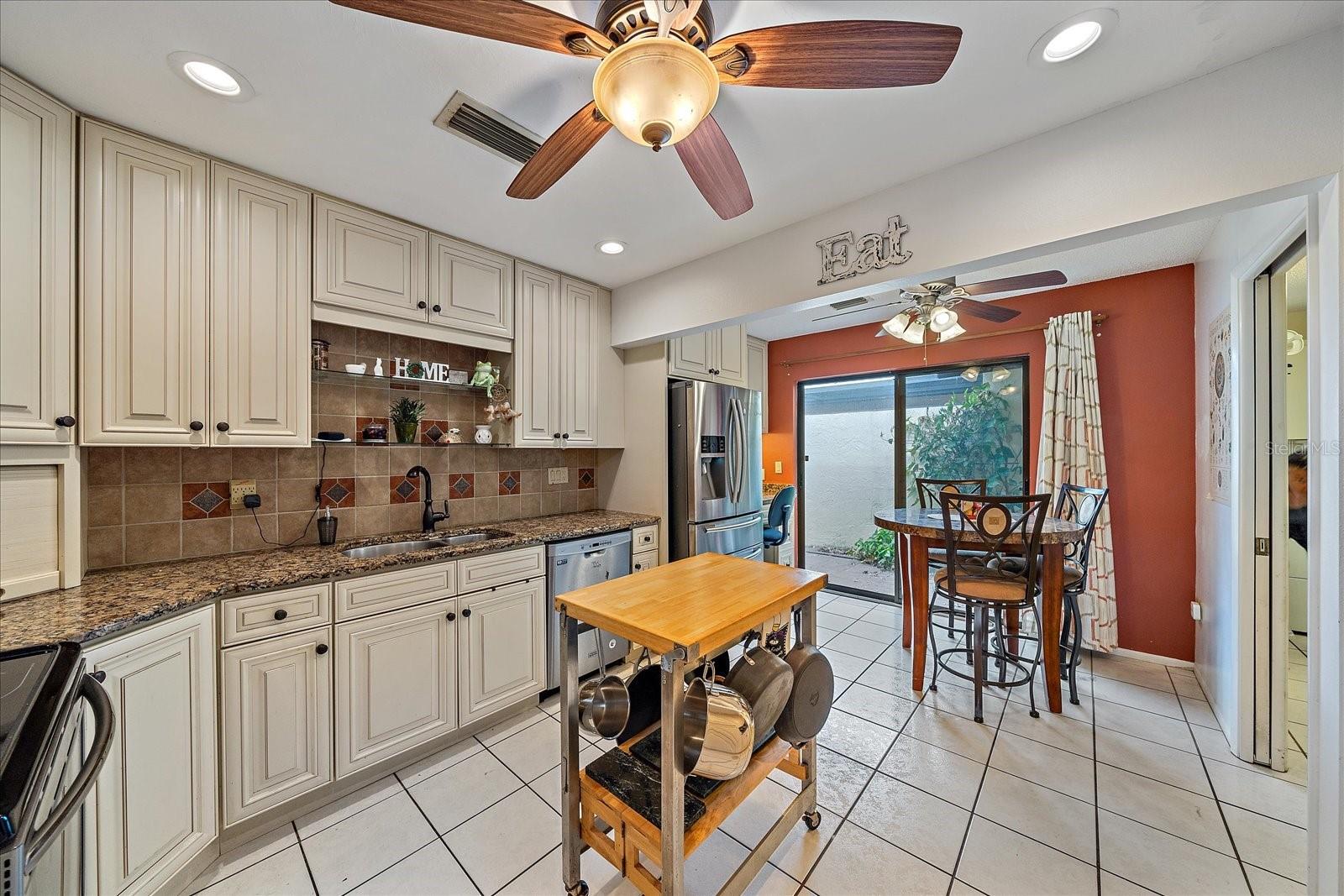 57 SANDSTONE CIR, VENICE, FL, 34293
