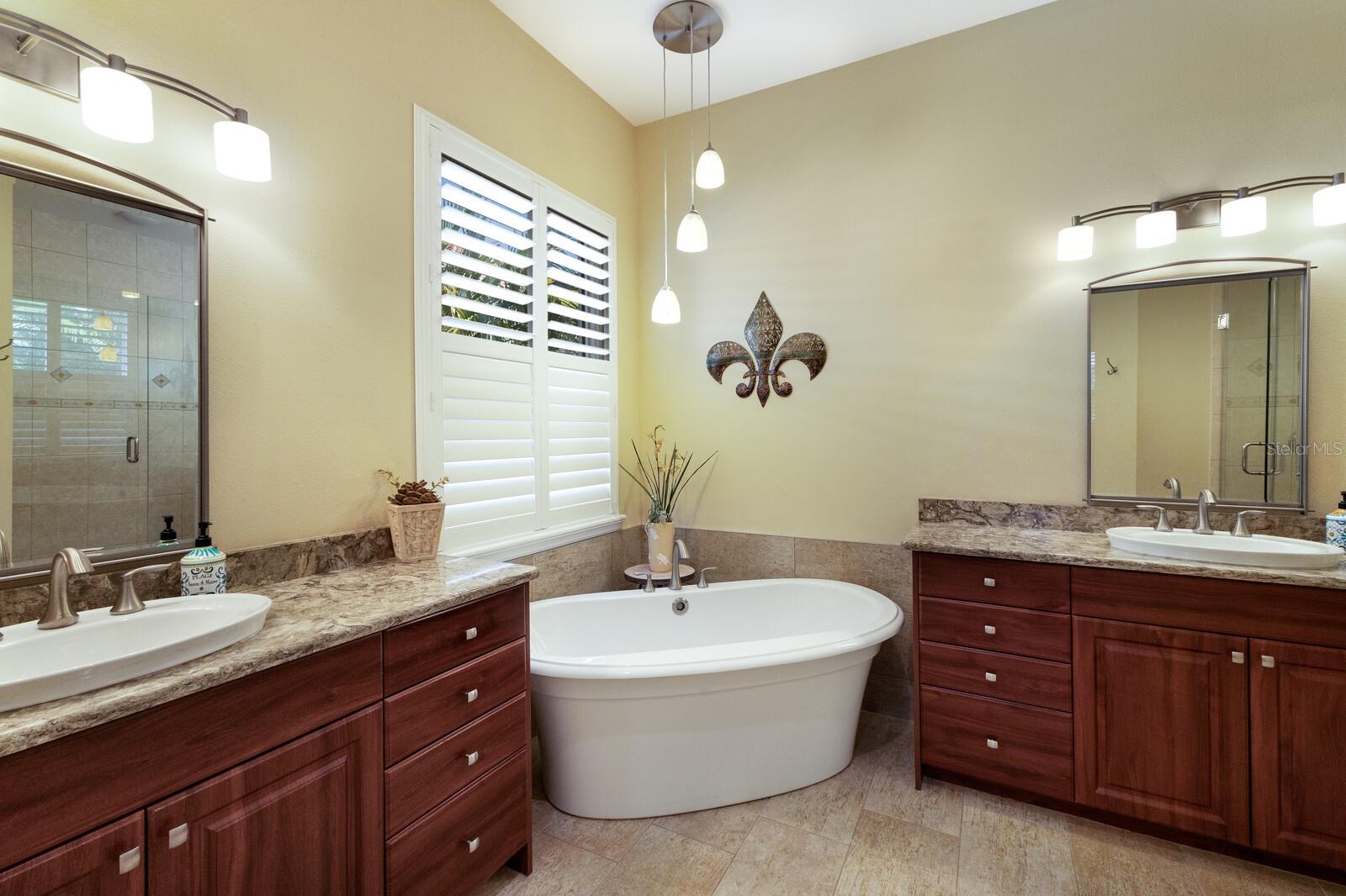 7232 PRESIDIO GLN, LAKEWOOD RANCH, FL, 34202