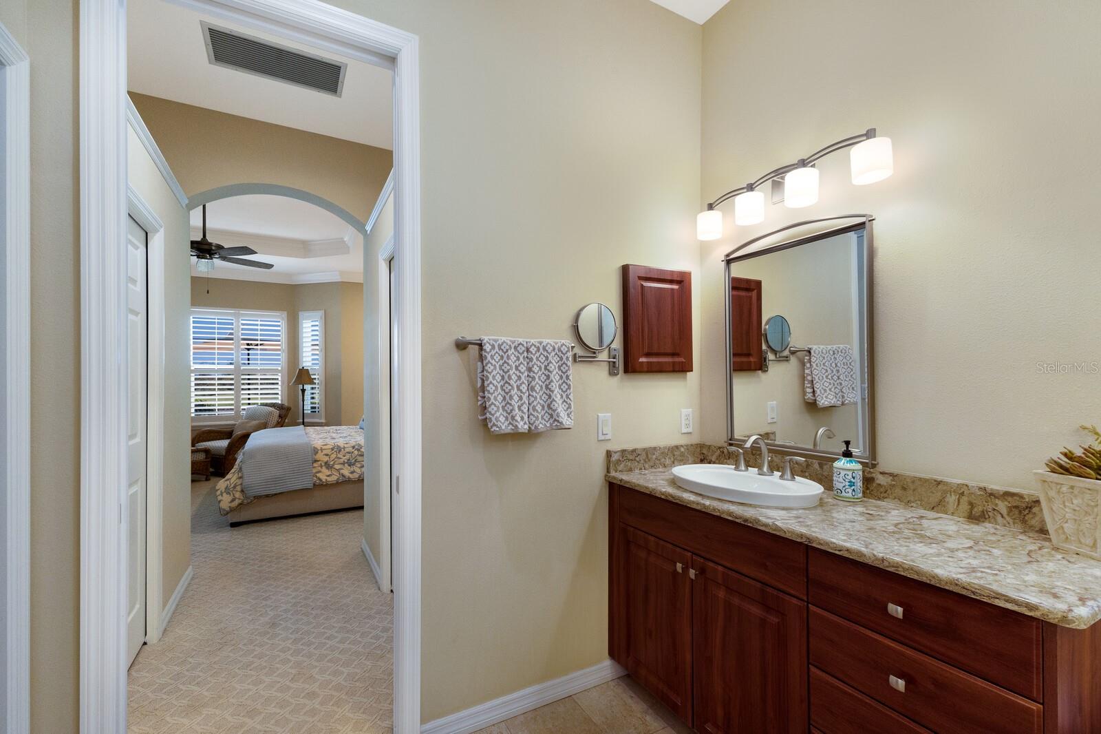 7232 PRESIDIO GLN, LAKEWOOD RANCH, FL, 34202