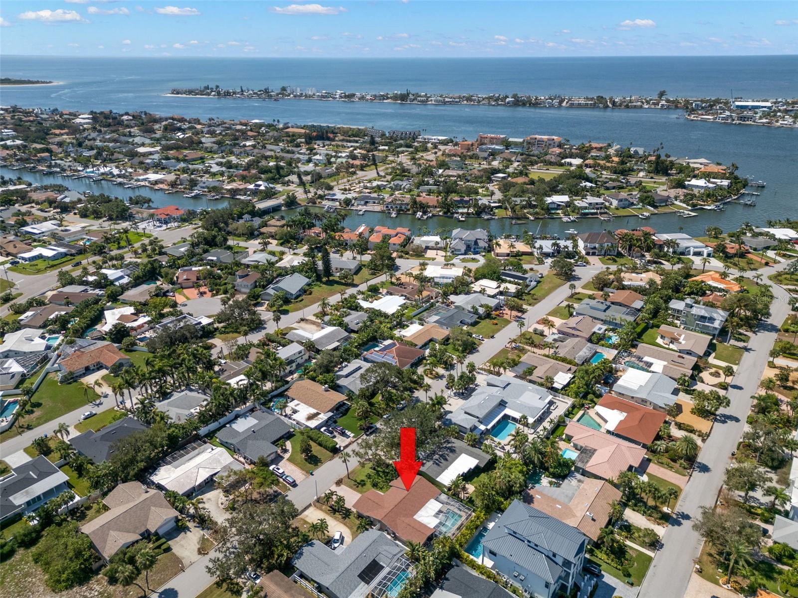 237 2ND ST W, TIERRA VERDE, FL, 33715