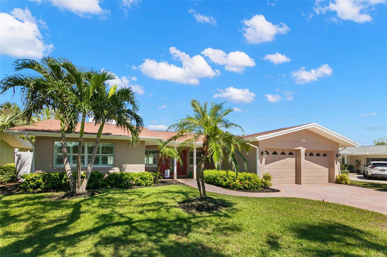 237 2ND ST W, TIERRA VERDE, FL, 33715