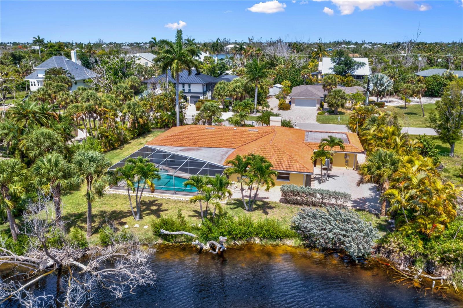 9421 MOONLIGHT DR, SANIBEL, FL, 33957